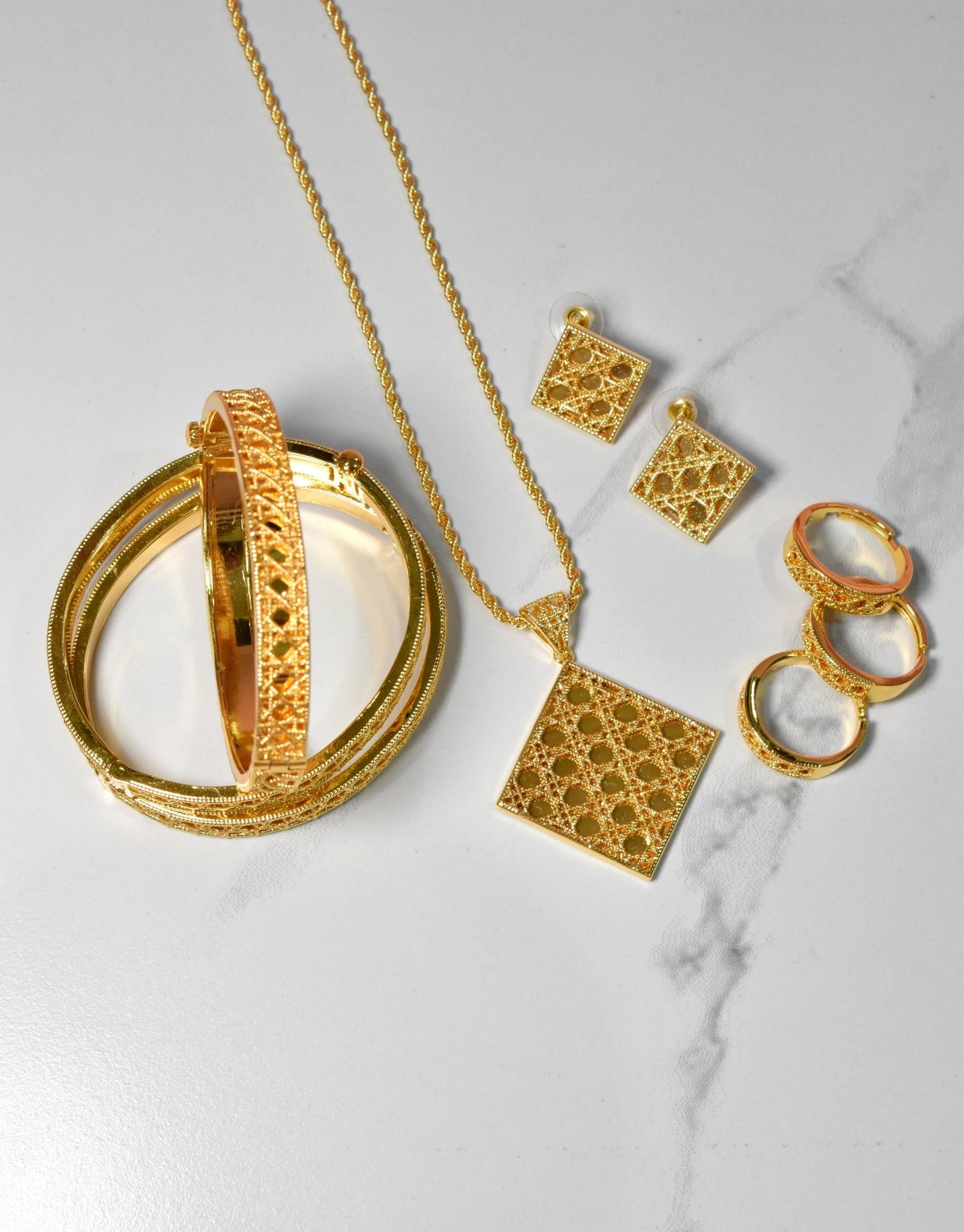 Azza Gorgeous Golden Set