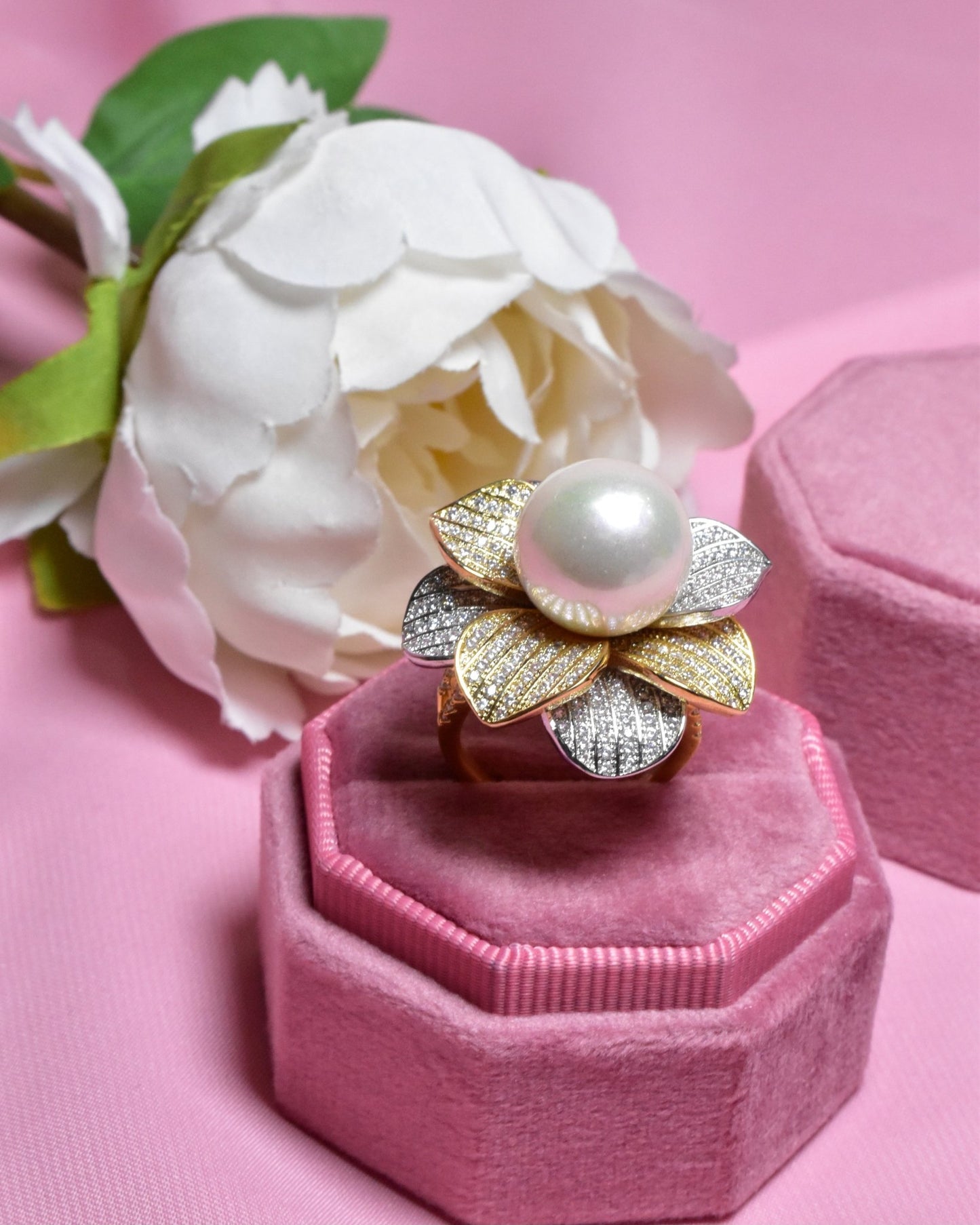 Hulwah Pearl 2tone Ring