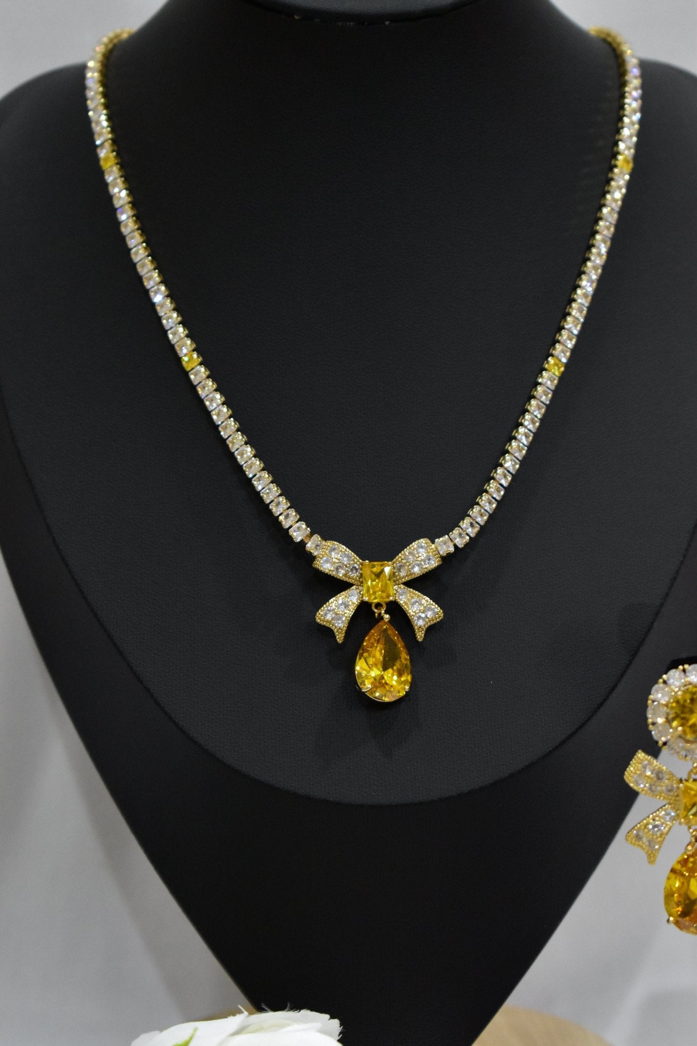 Tawfiq Necklace Earrings Set