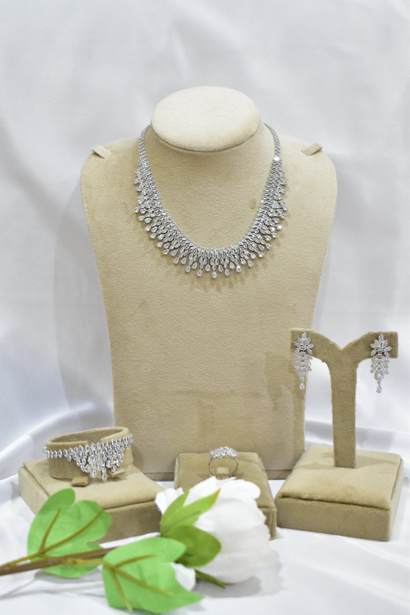 Marjan Set