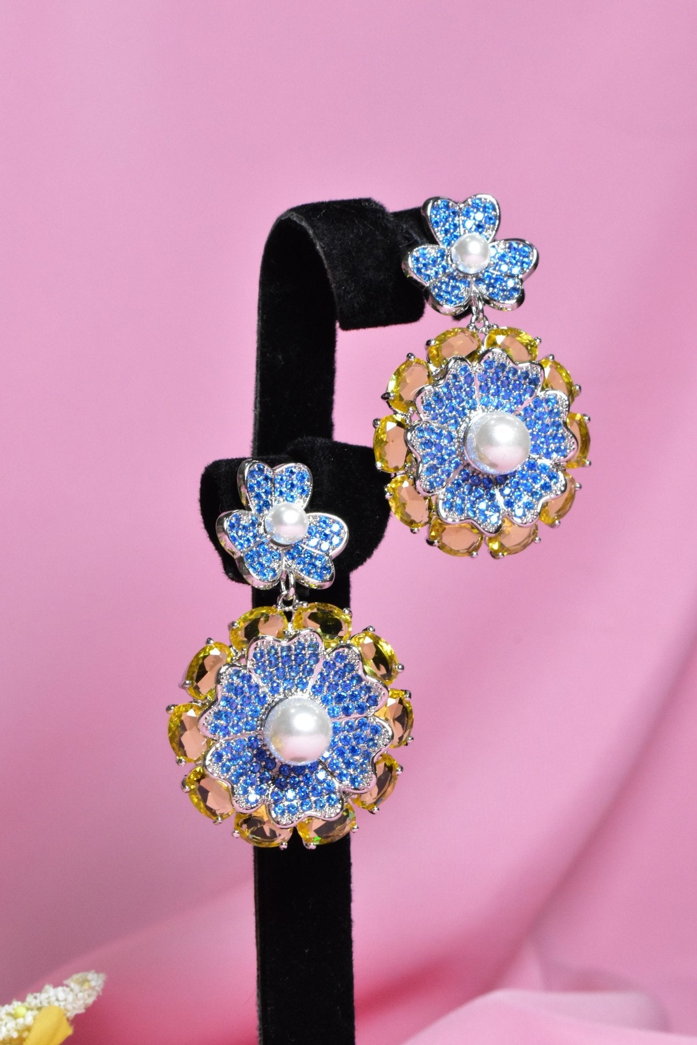 Shaheen Dangling Earrings