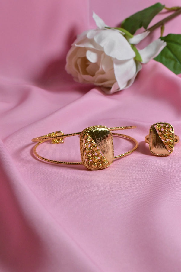 Zuhor Bracelet Ring Set — Bracelet, Kuwait