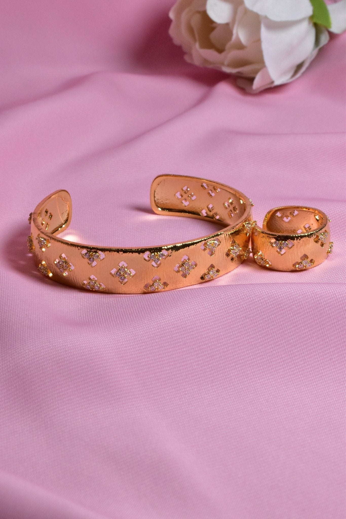Jumhur Bracelet Ring Set