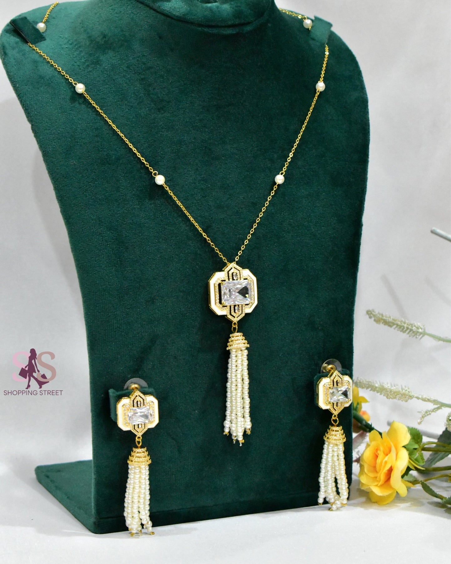 Ashraf Long Necklace Golden Set