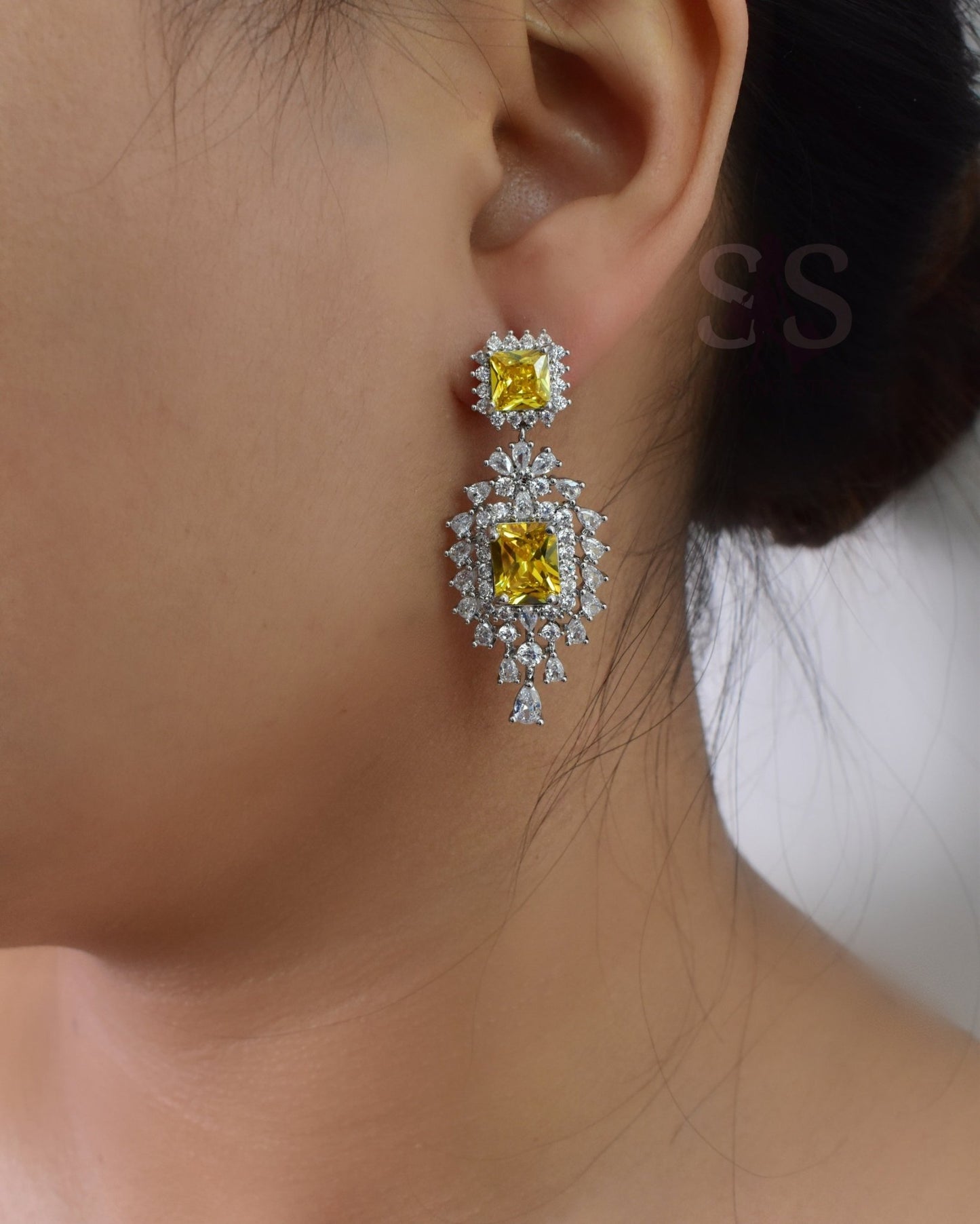 Hilya Yellow Earrings Ring Set