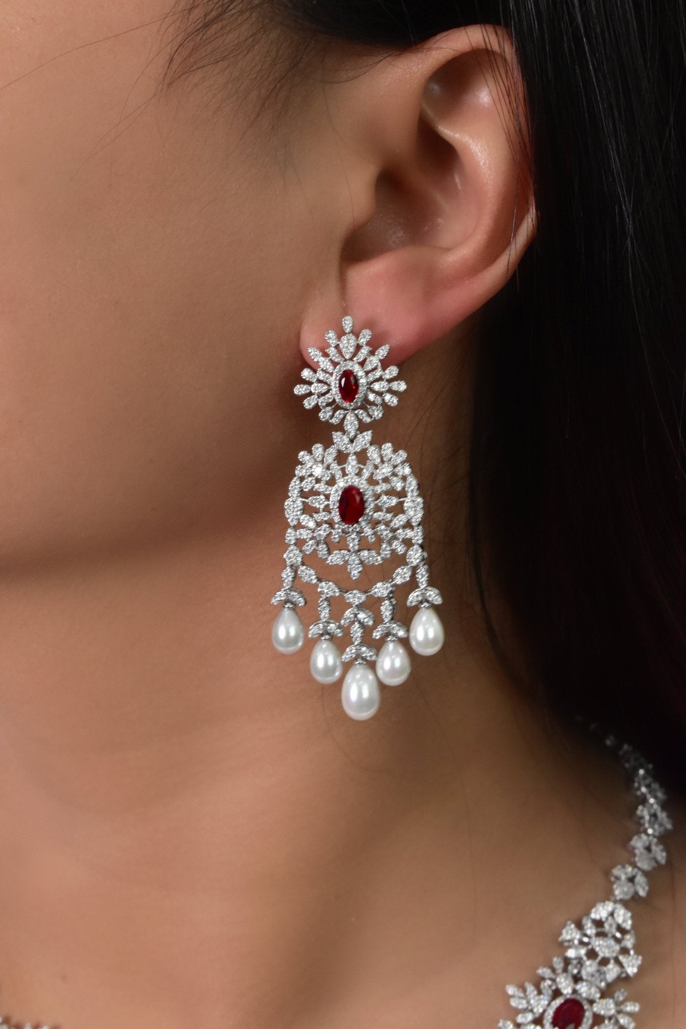 Nayzum Gorgeous Pearl Set