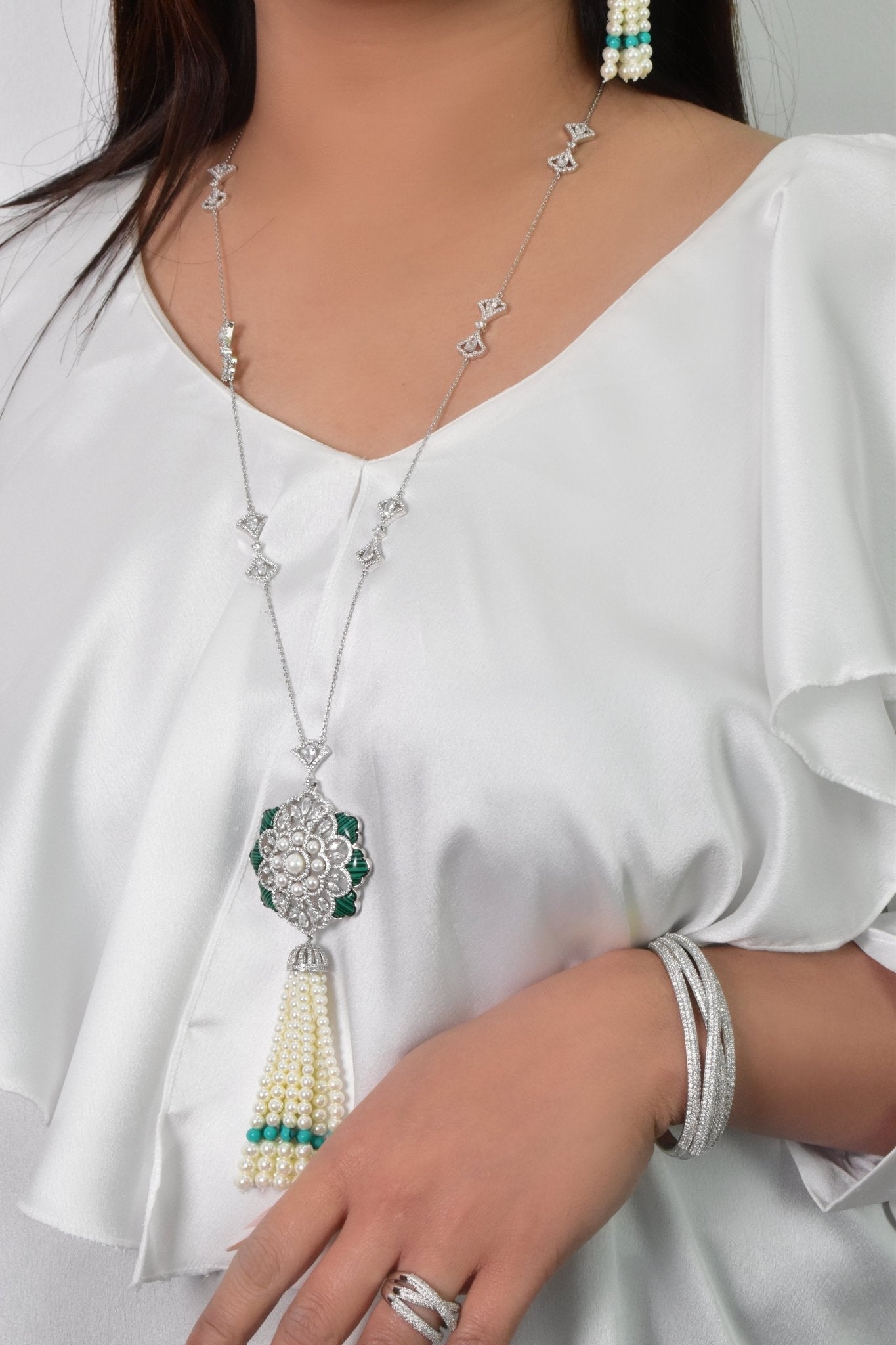 Sueaydah Necklace Earrings Pearl Set