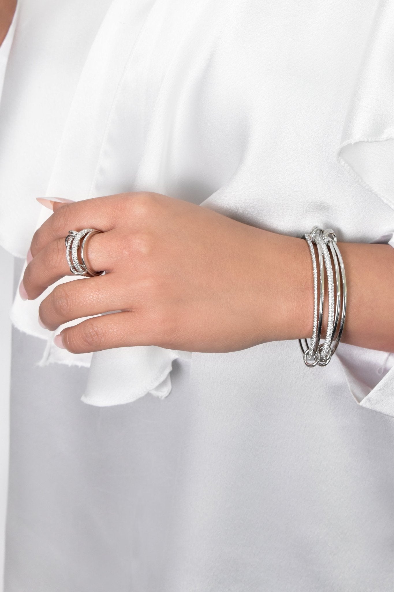 Zahiya Bracelet Ring Set