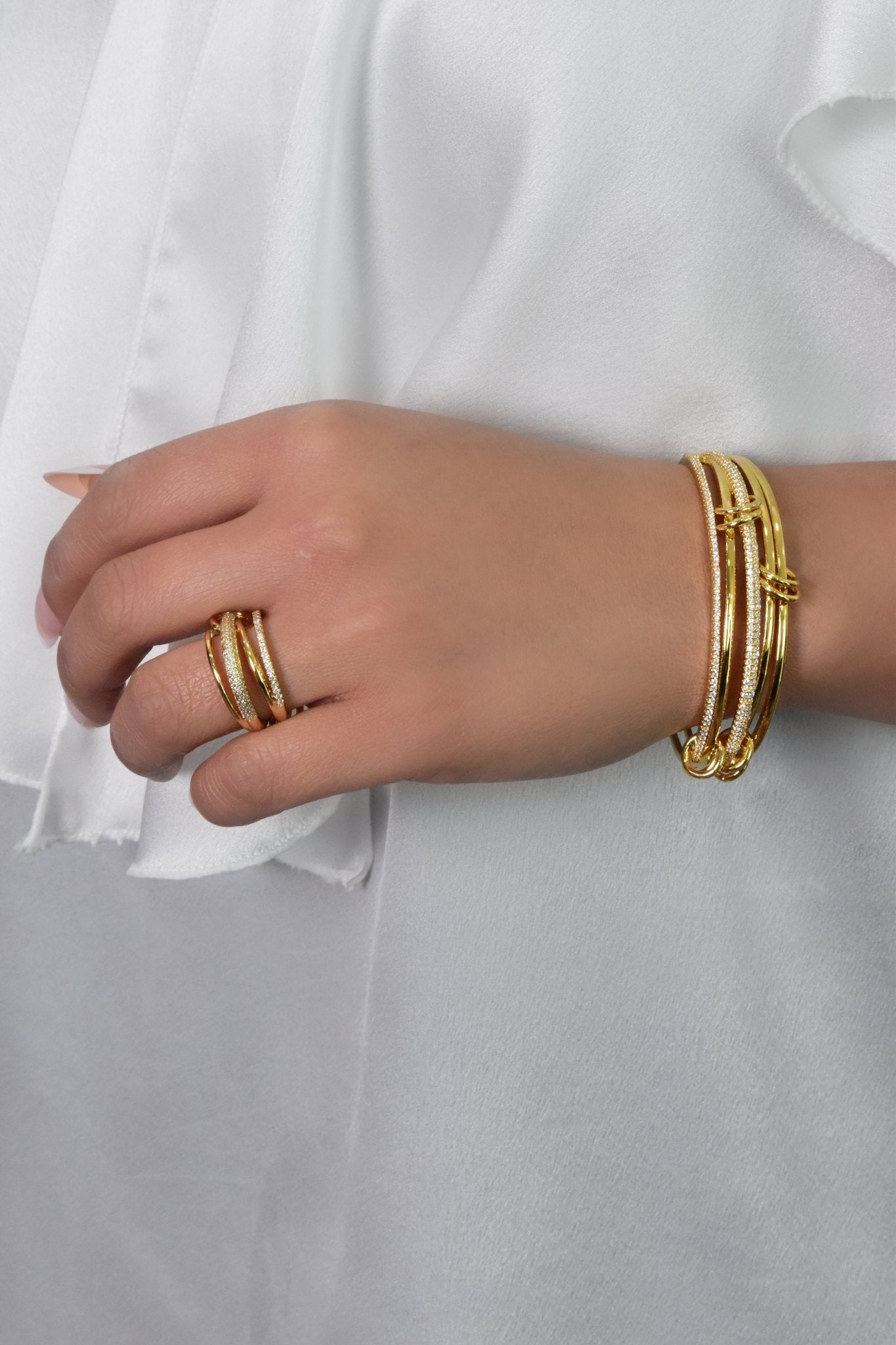 Zahiya Bracelet Ring Set