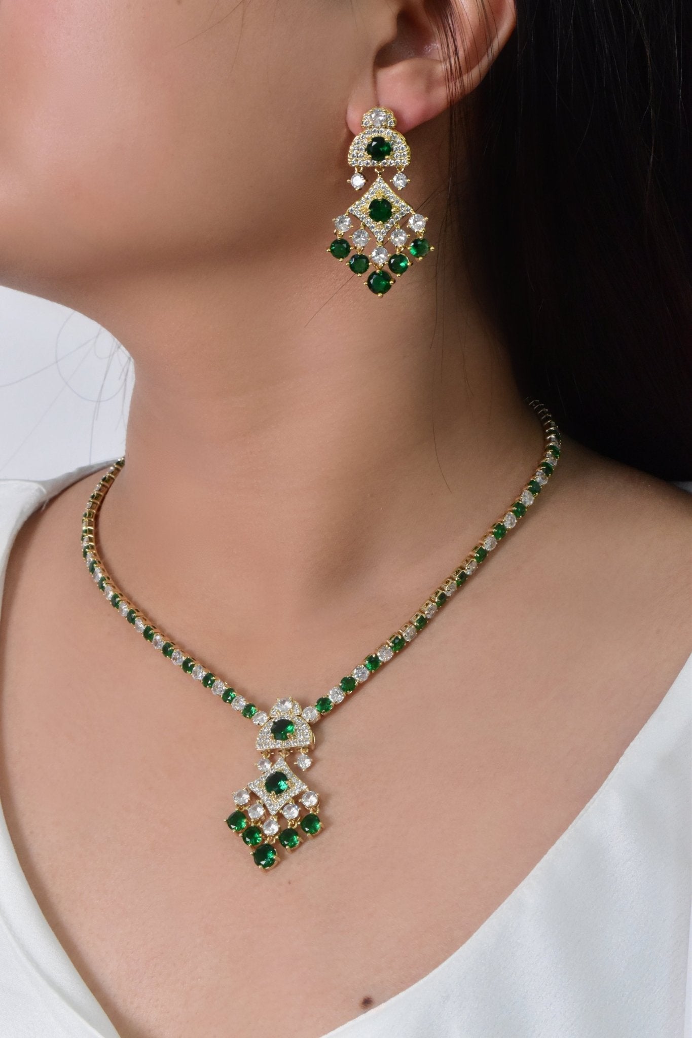 Mahyarah Newcastle Earrings Set