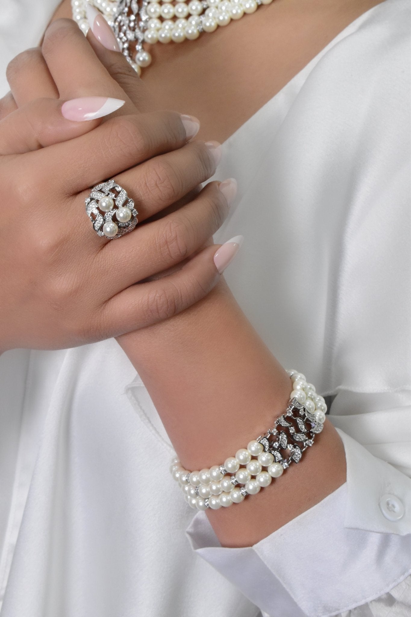 Rashiqah Pearl Set
