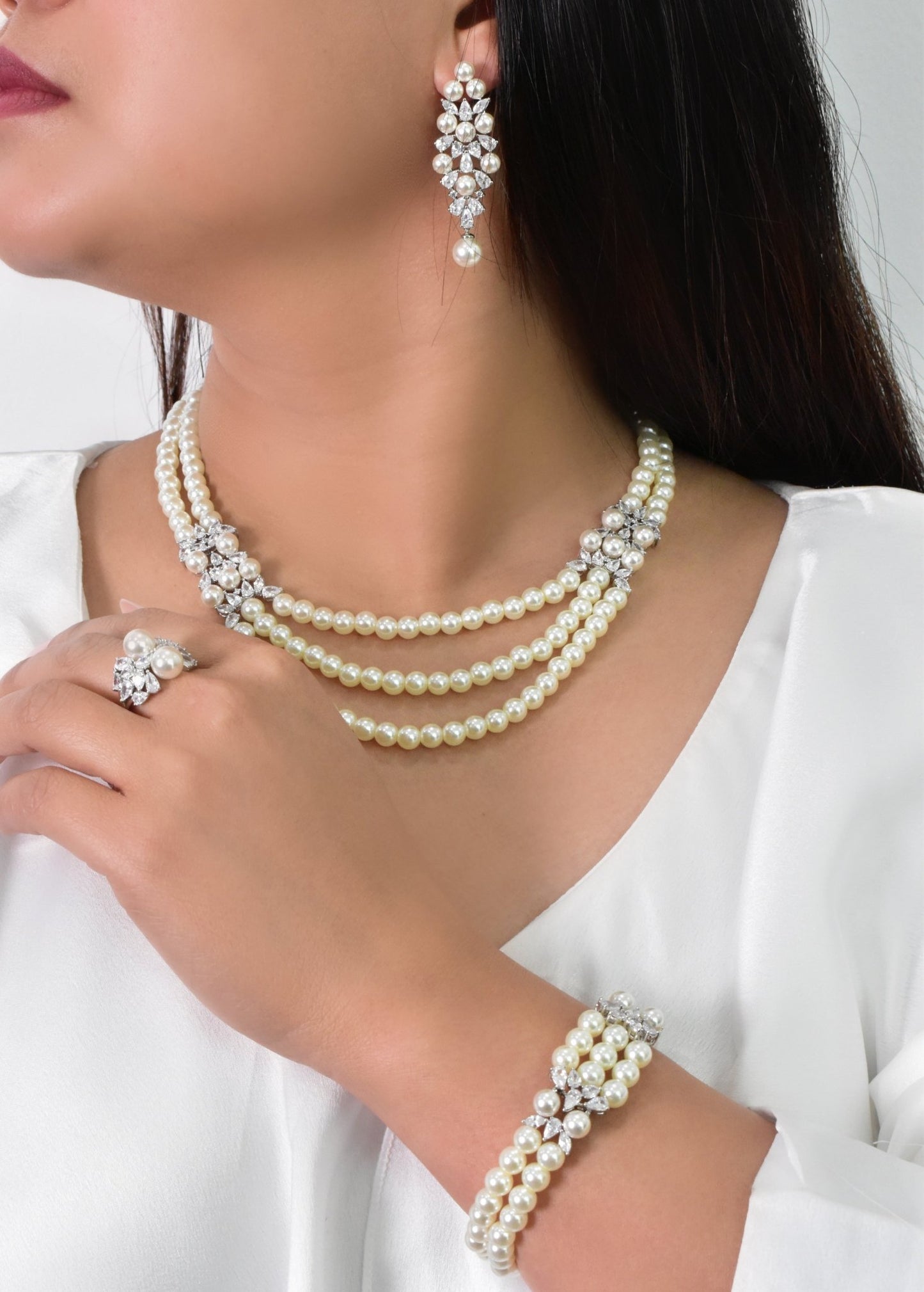 Sujairah Pearl Set