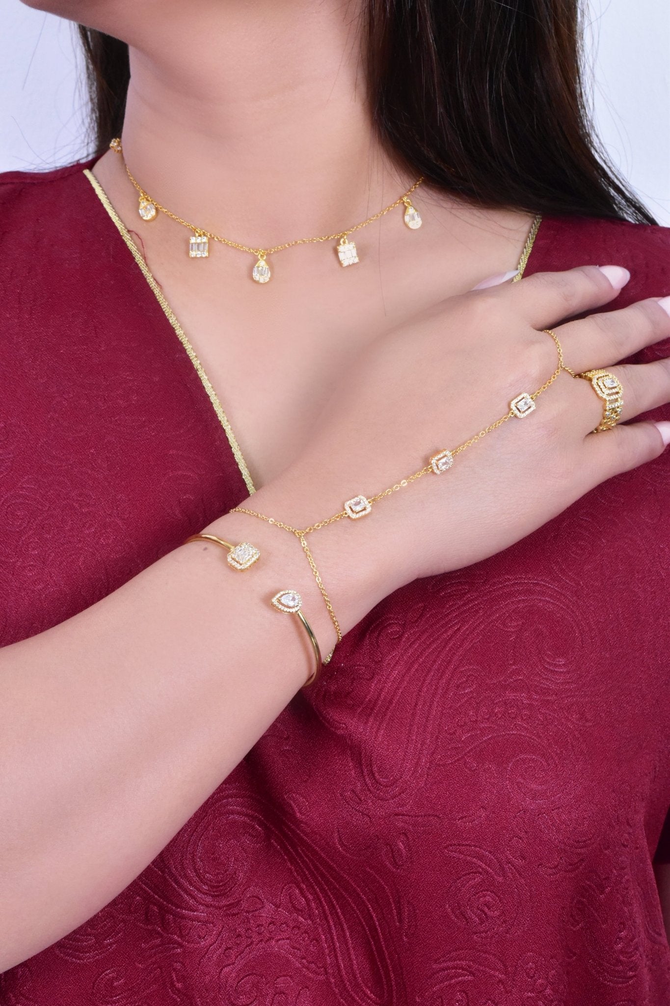 Naham Choker Necklace
