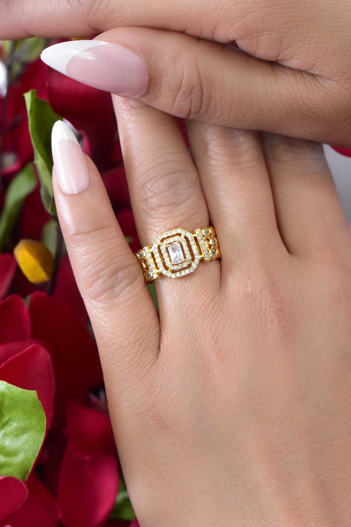 Tharaa Ring