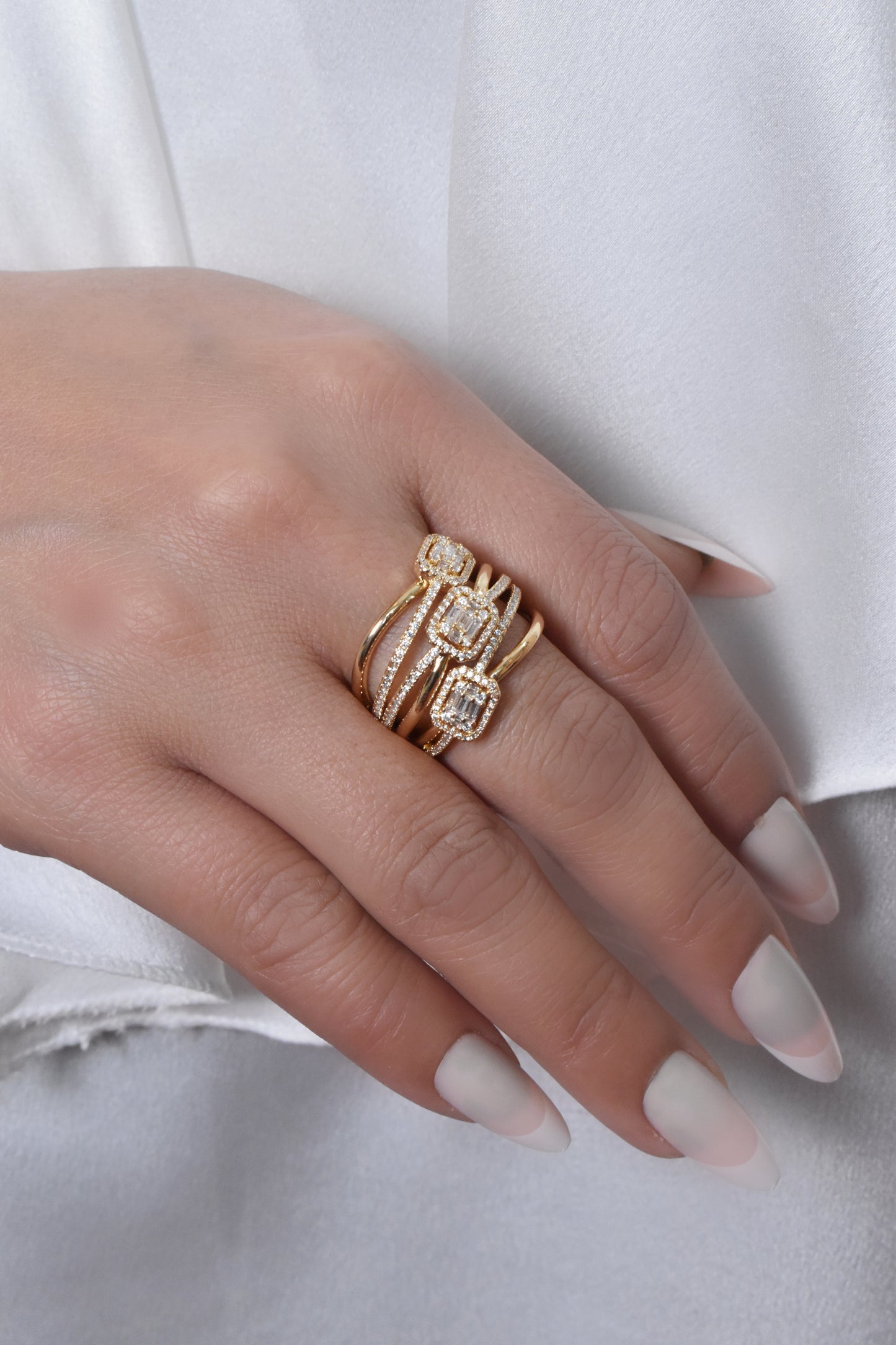 Arwa Stunning Ring
