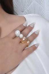 Dina Elegant Pearl Ring 6