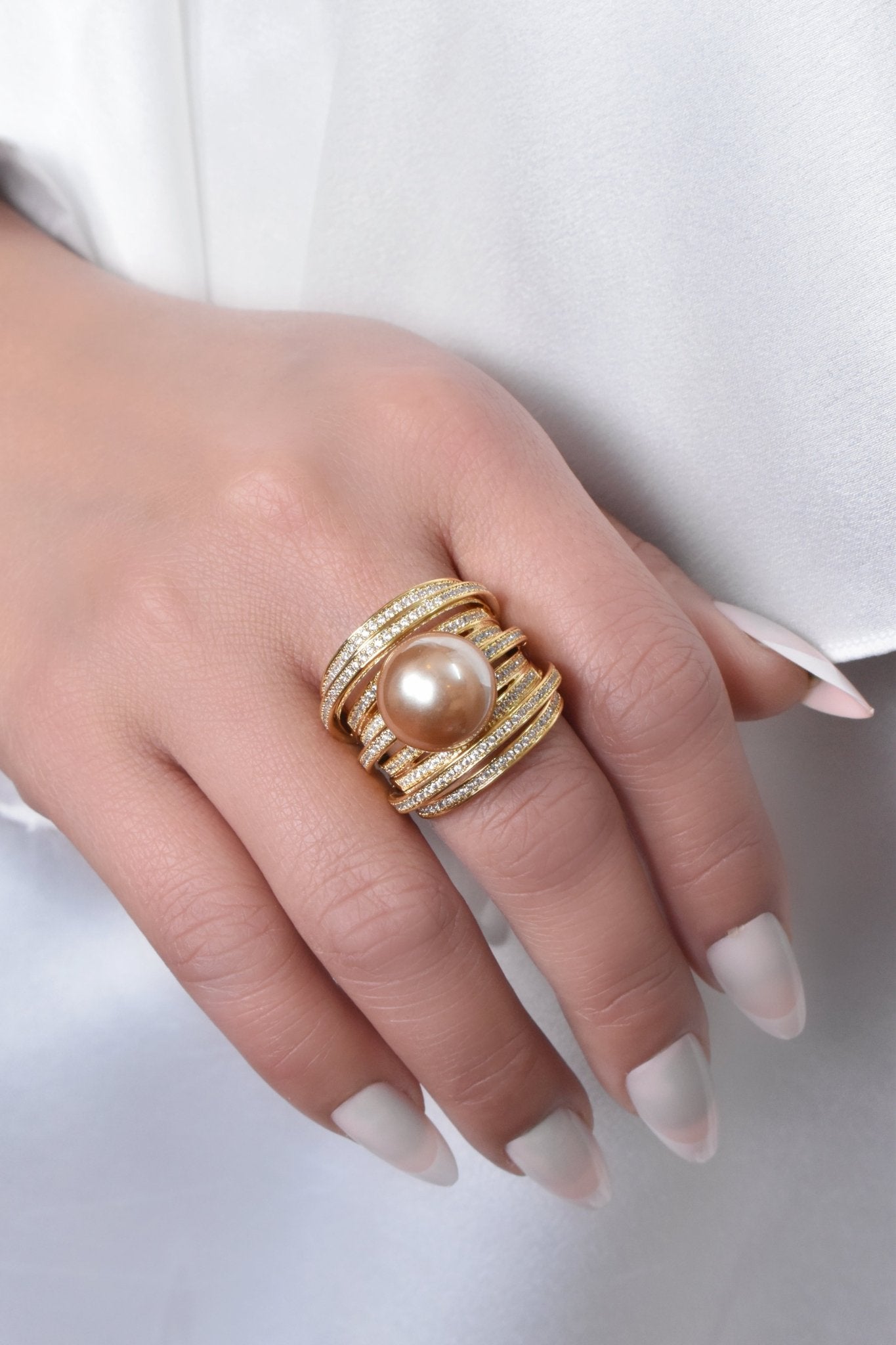 Dalal Golden Pearl Ring