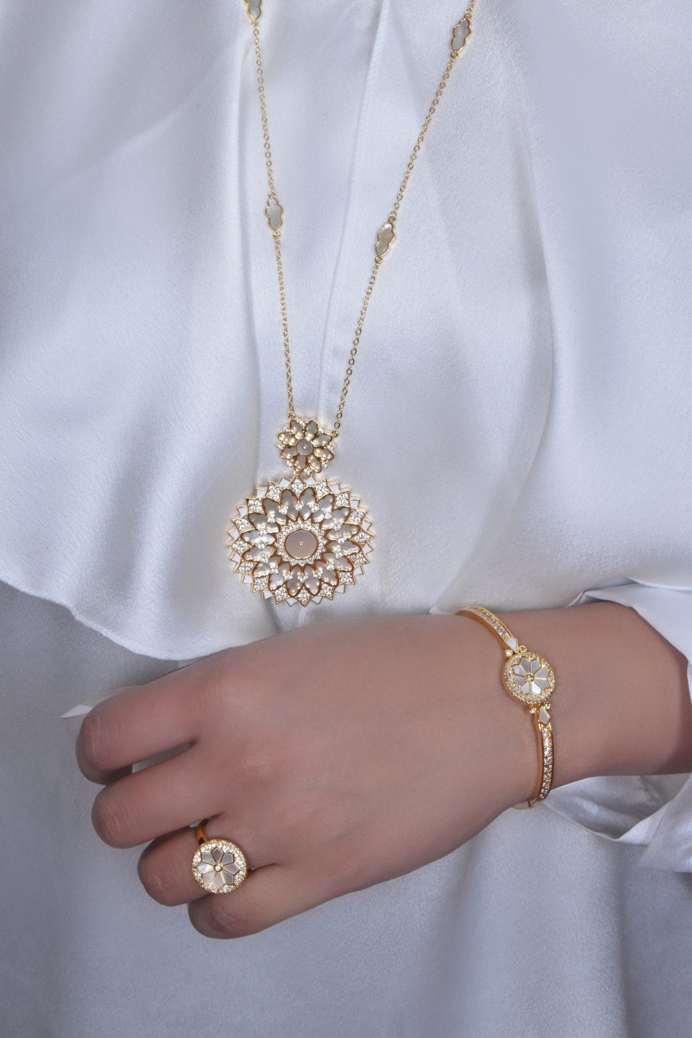 Nawal Golden Long Necklace Set