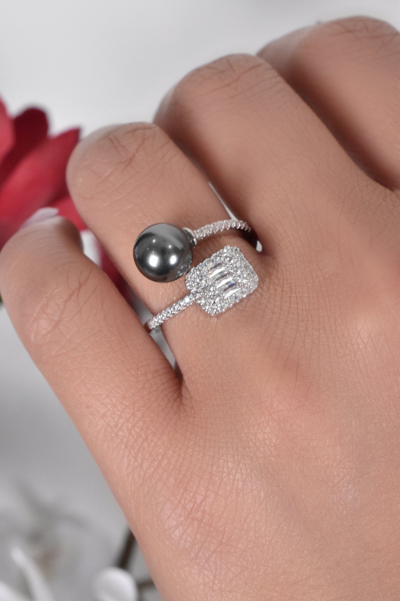 Fawzi Grey Pearl Set