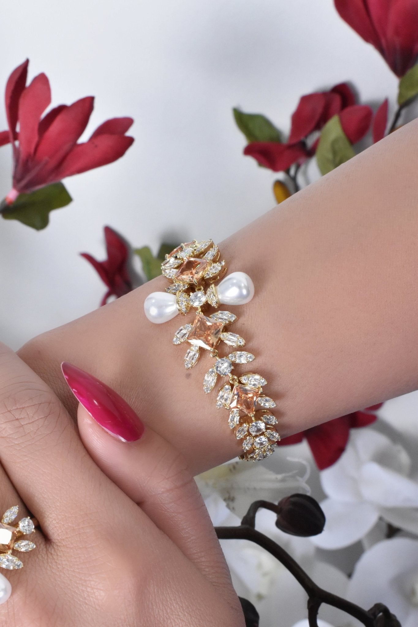 Shams Pearl Set