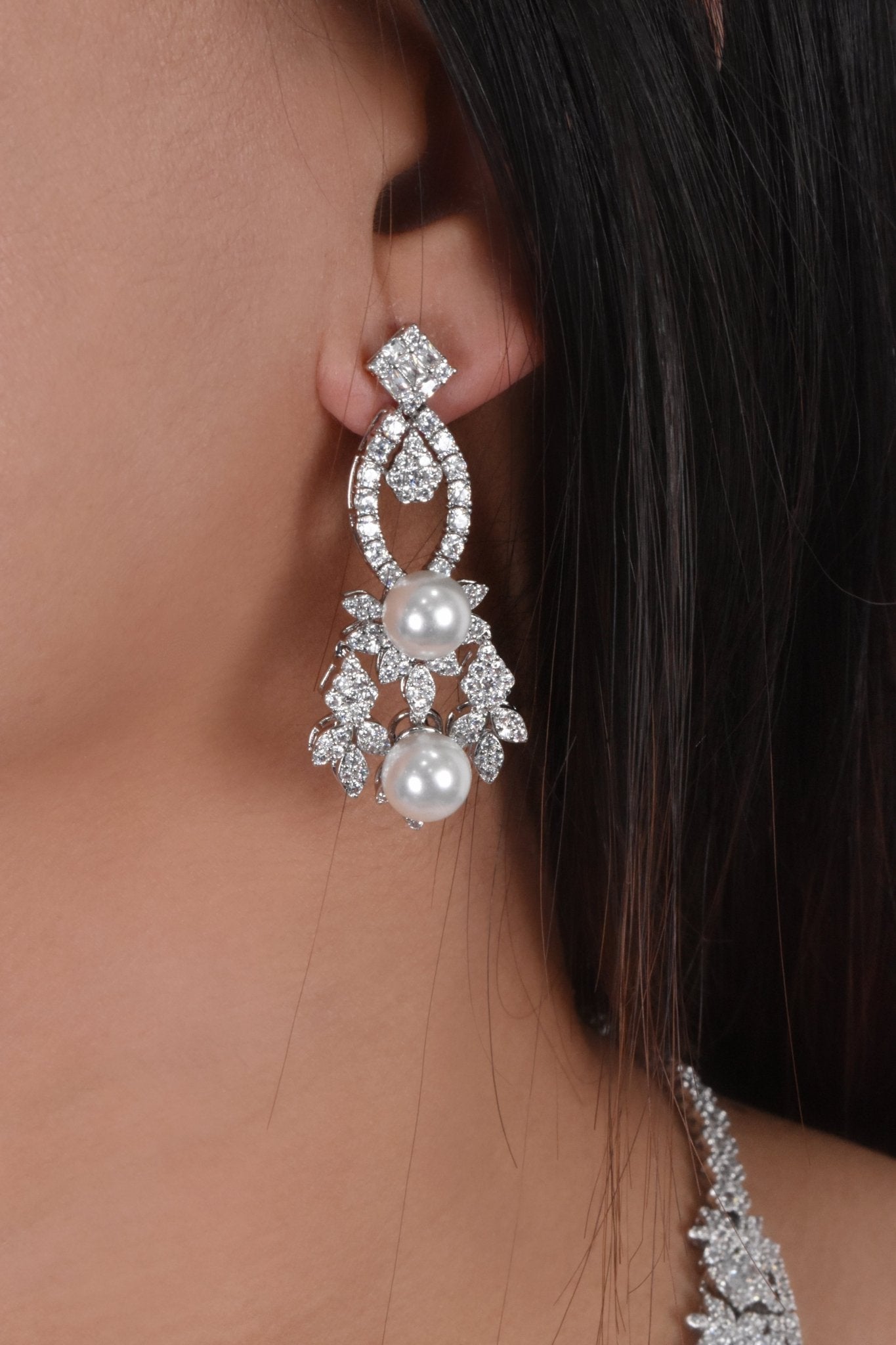 Sarrah Gorgeous Pearl Set