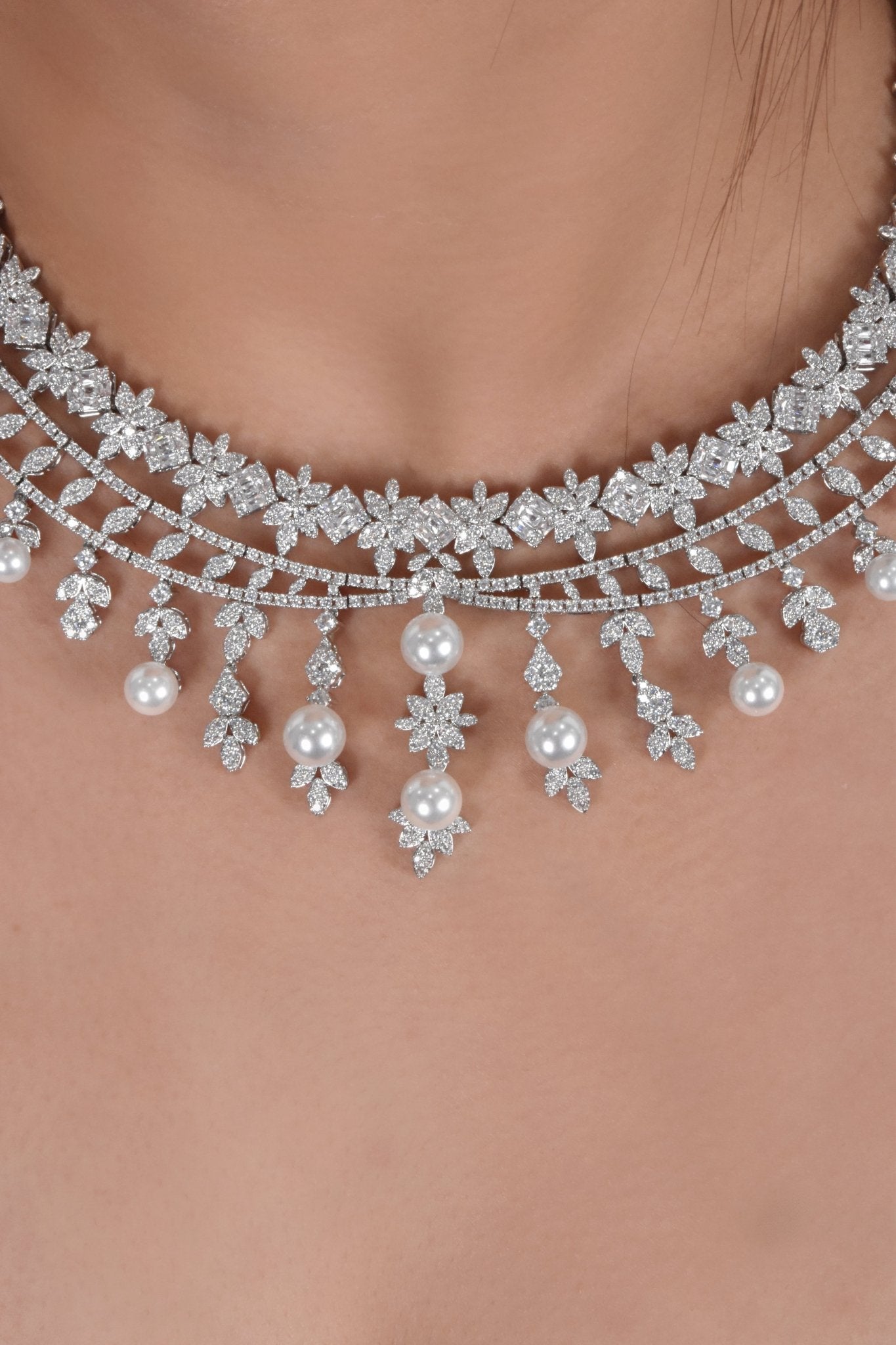 Sarrah Gorgeous Pearl Set