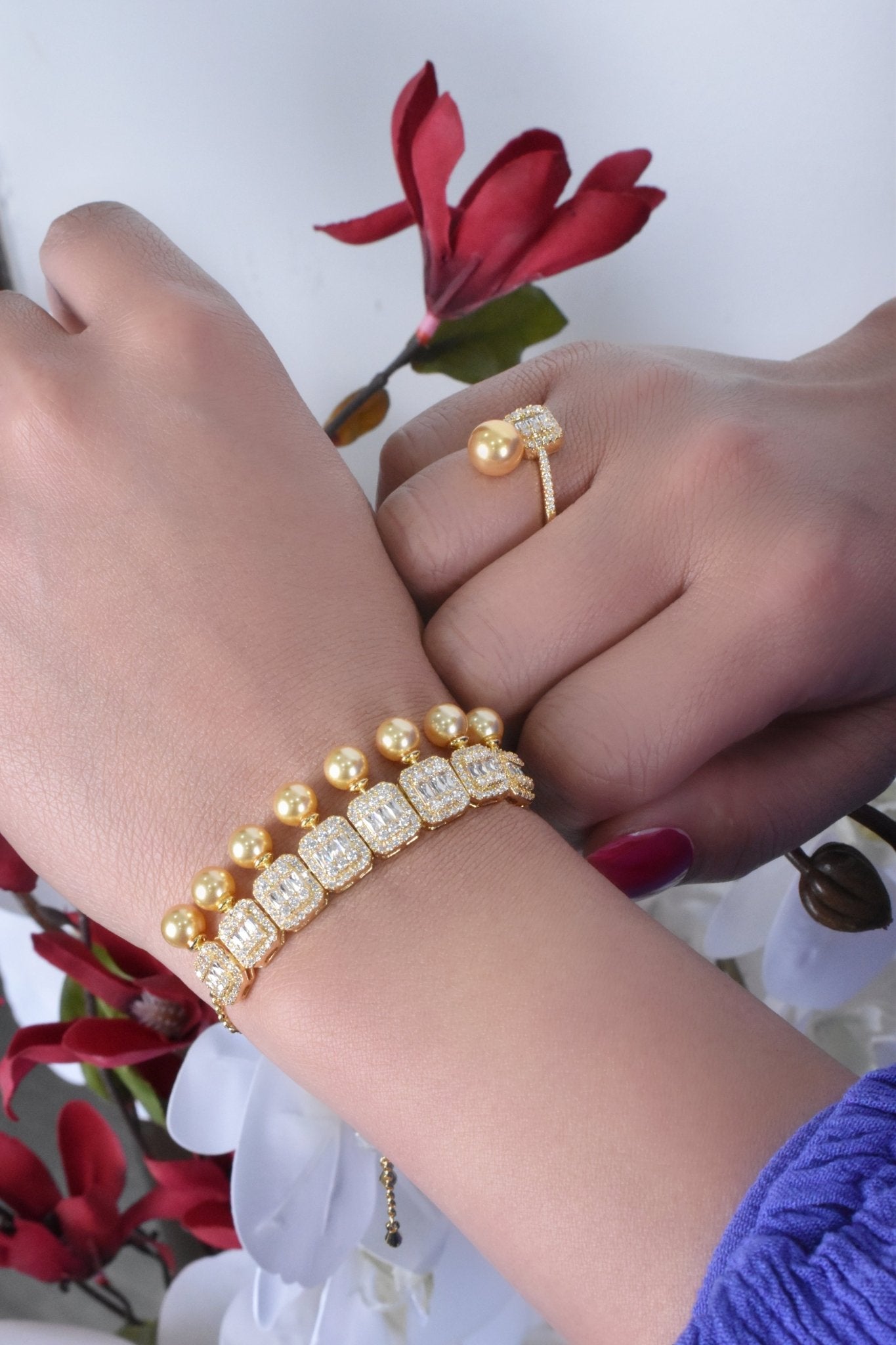 Amal Golden Pearl Set