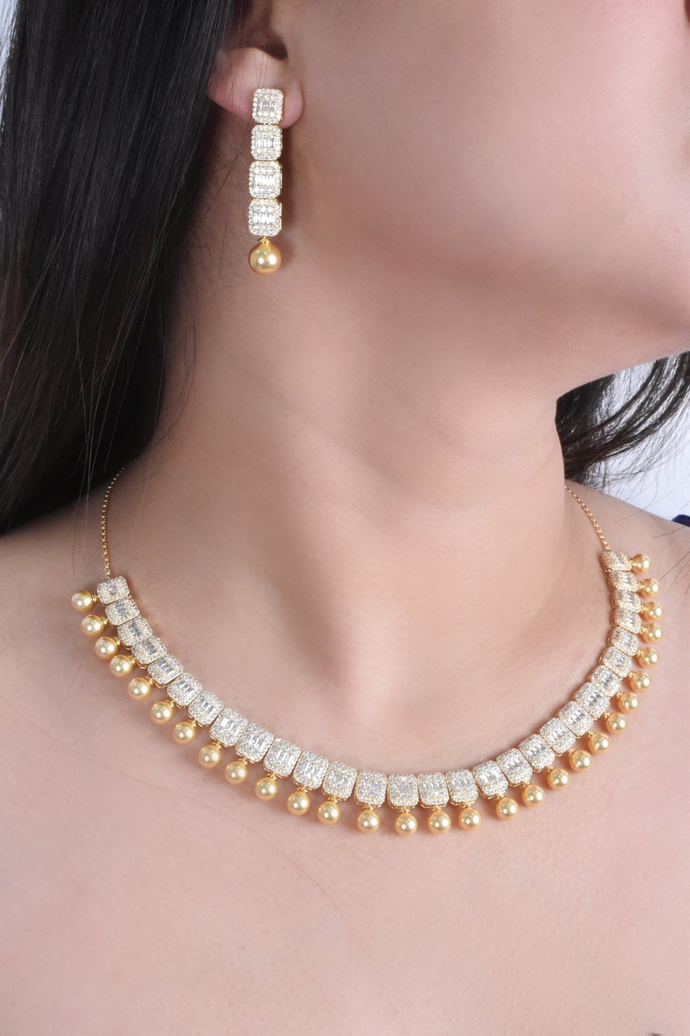 Amal Golden Pearl Set