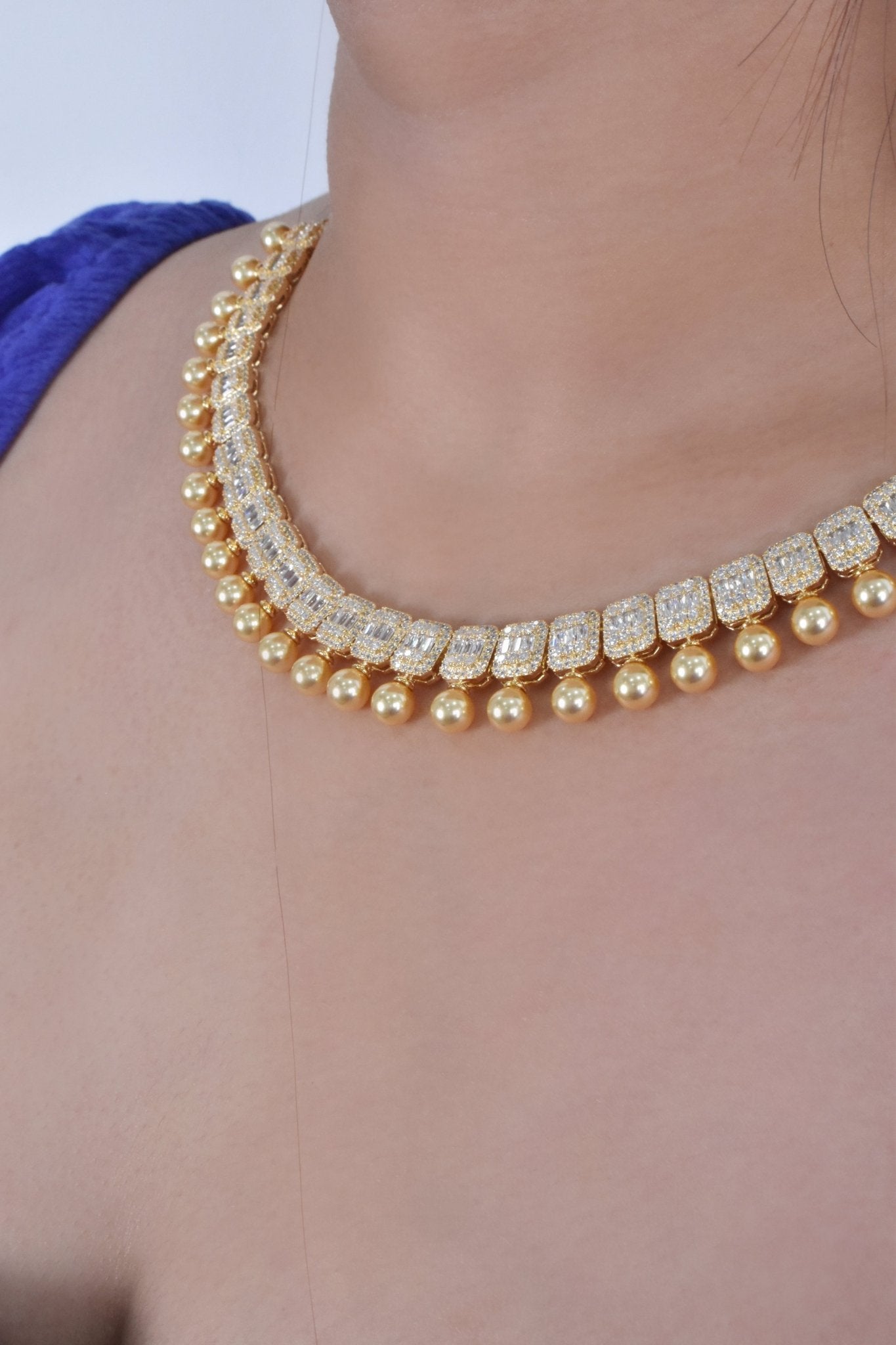Amal Golden Pearl Set