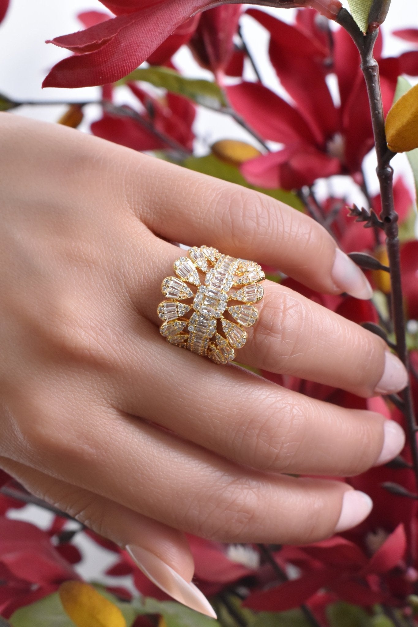 Avena Drops Ring