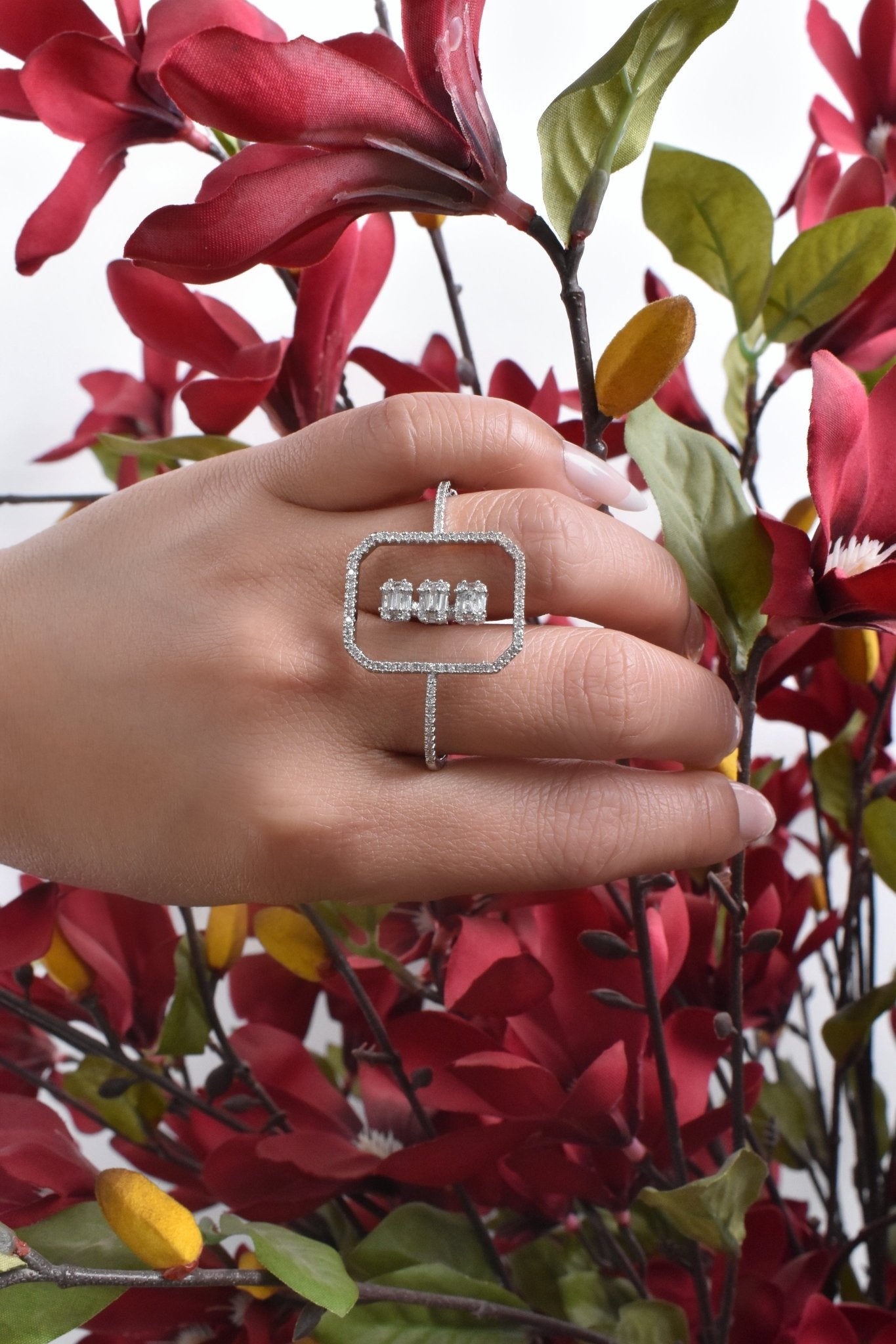 Felice Earrings With Ring