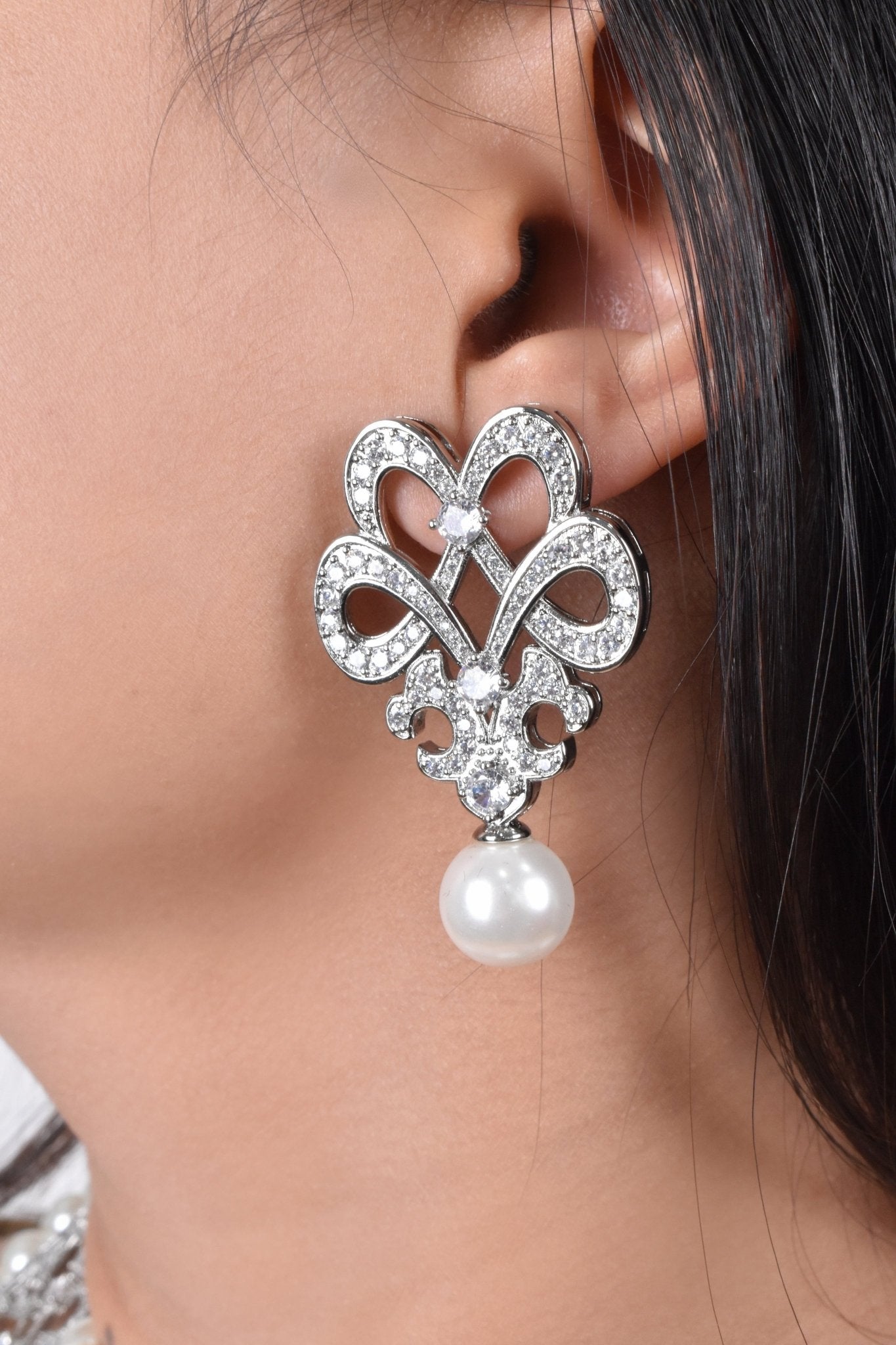 Bianka Gorgeous Pearl Set