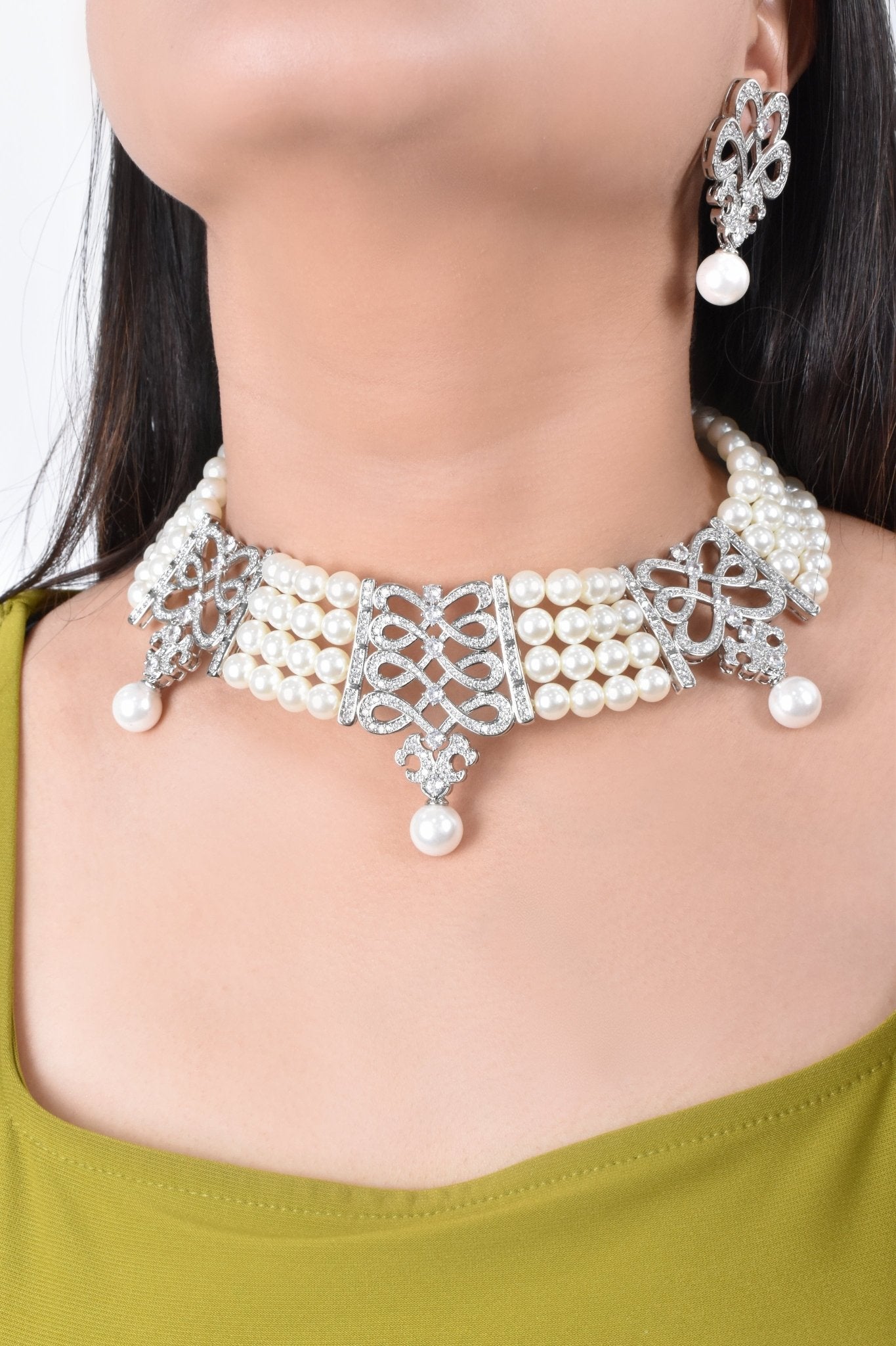 Bianka Gorgeous Pearl Set