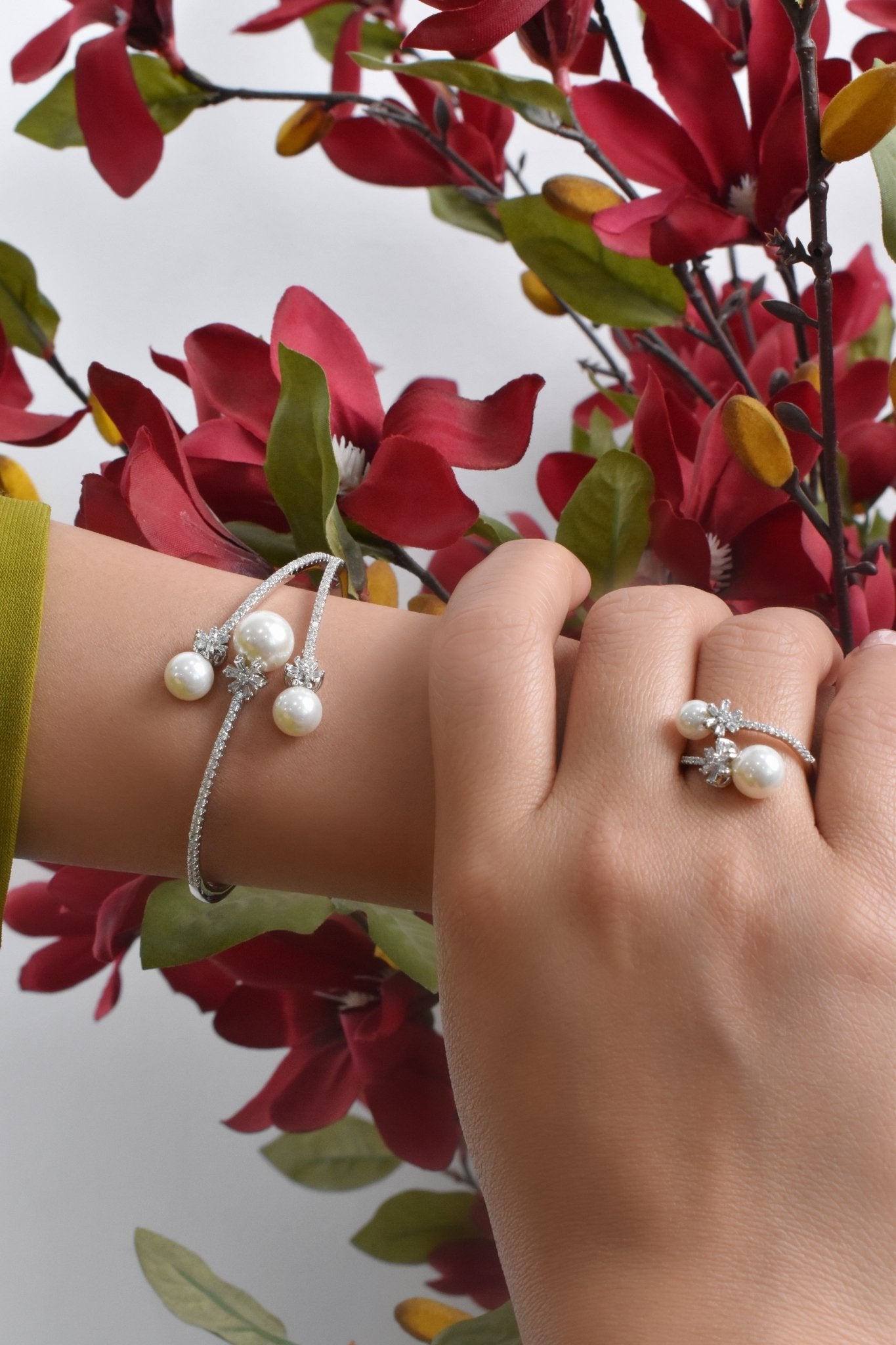 Francesca Pearl Bracelet Ring Set