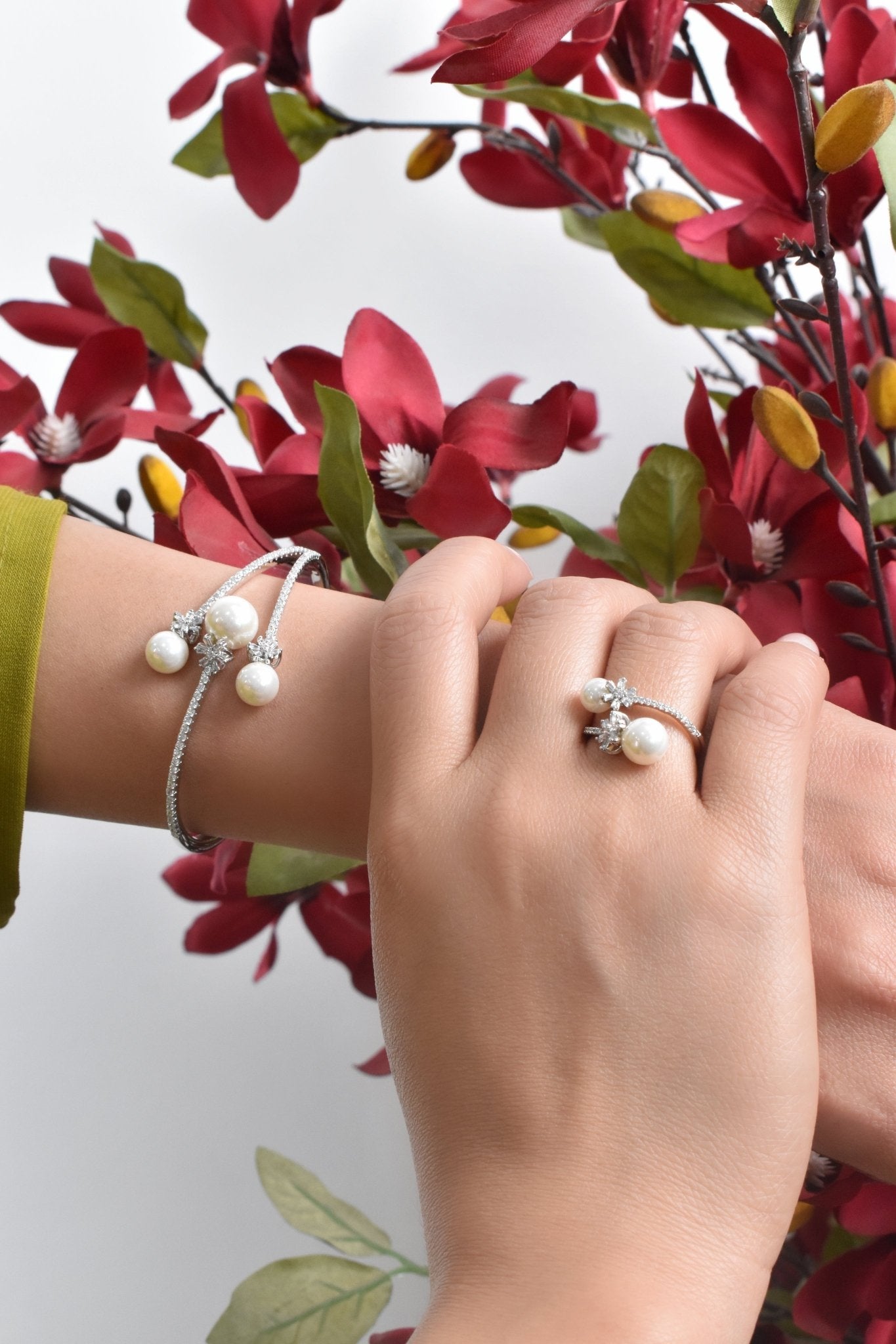 Francesca Pearl Bracelet Ring Set