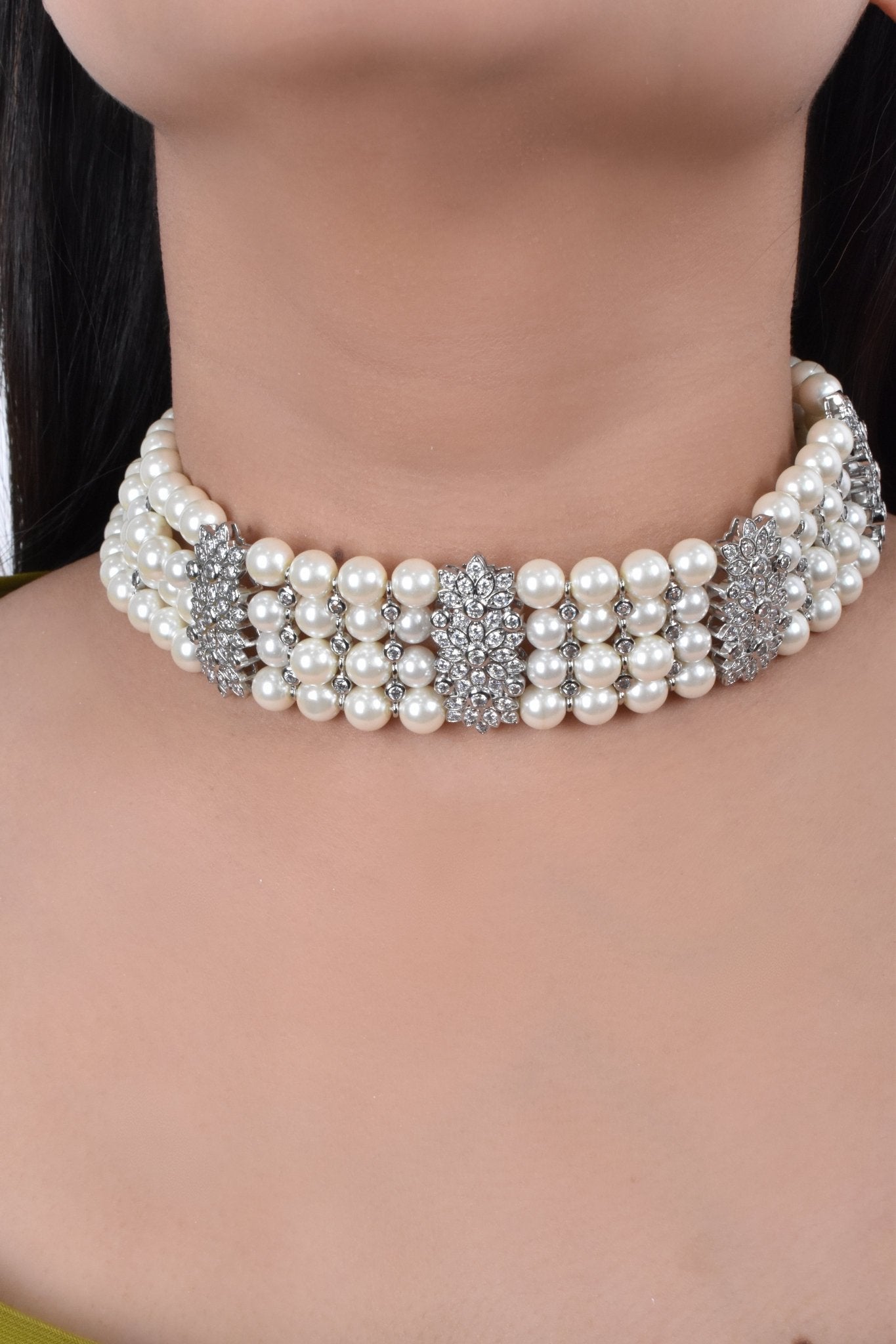 Gianna Lustrous Pearl Set