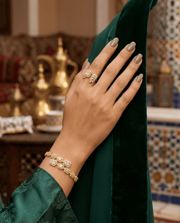 Rawda Laurel Set — jewellery, Kuwait