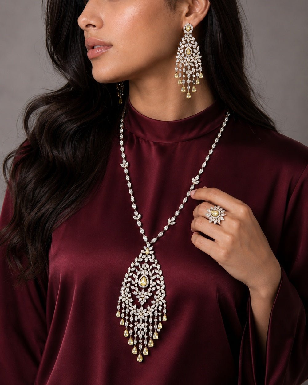 Tuleen Champagne Regalia — jewellery, Kuwait — 1