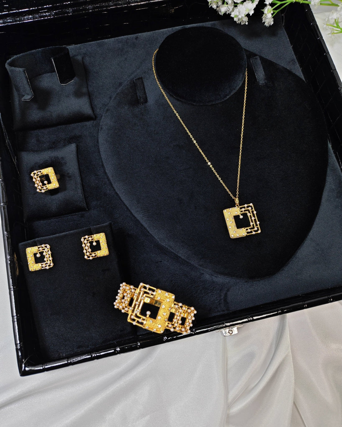 Mariam Elegant Set — Jewelry Set, Kuwait — 2