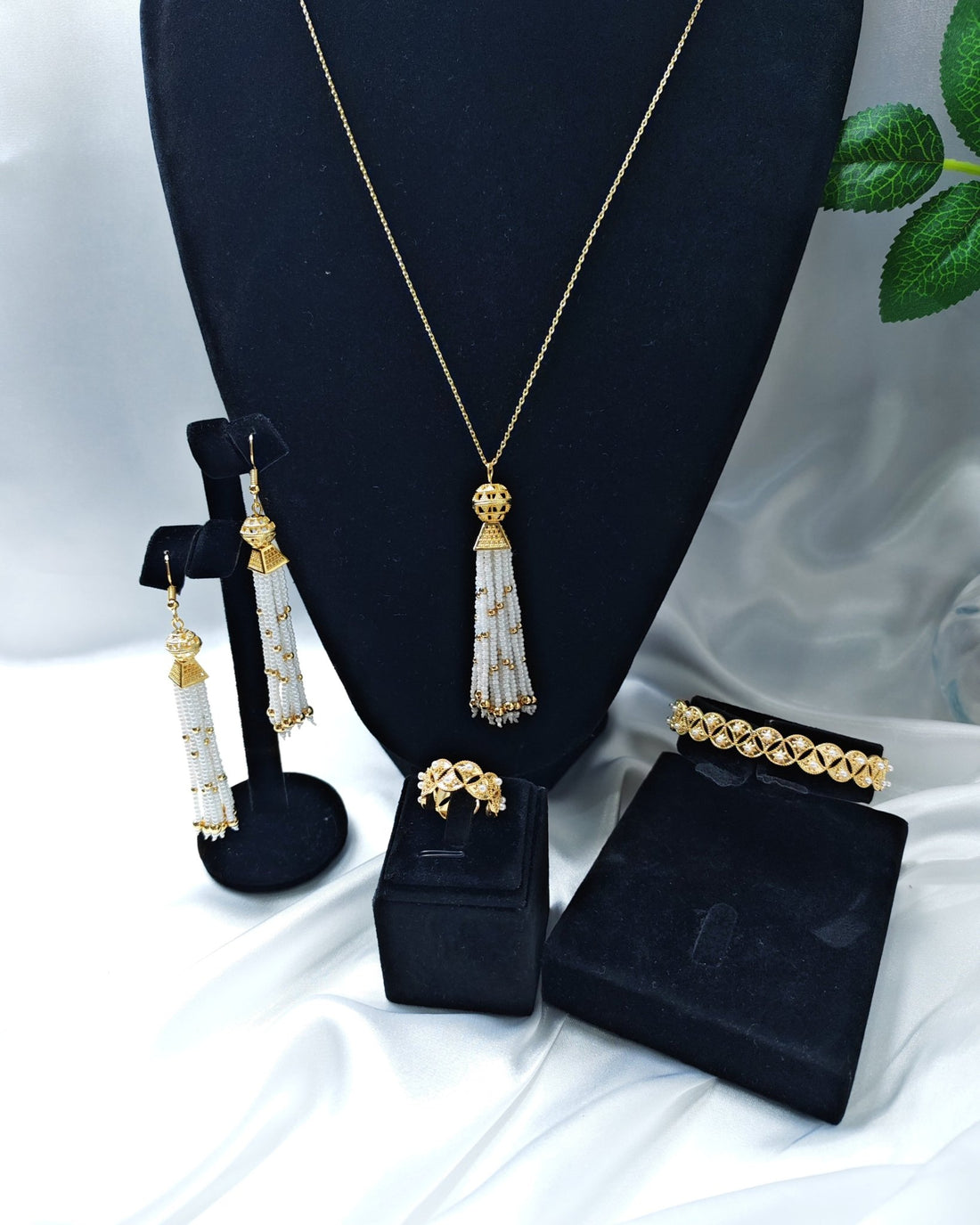 Iria Pearl Set 2