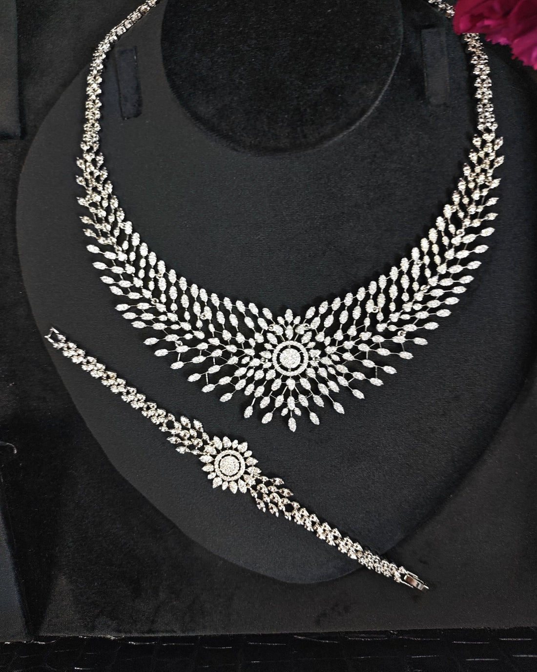 Alma Gorgeous Set — Jewelry Set, Kuwait — 3