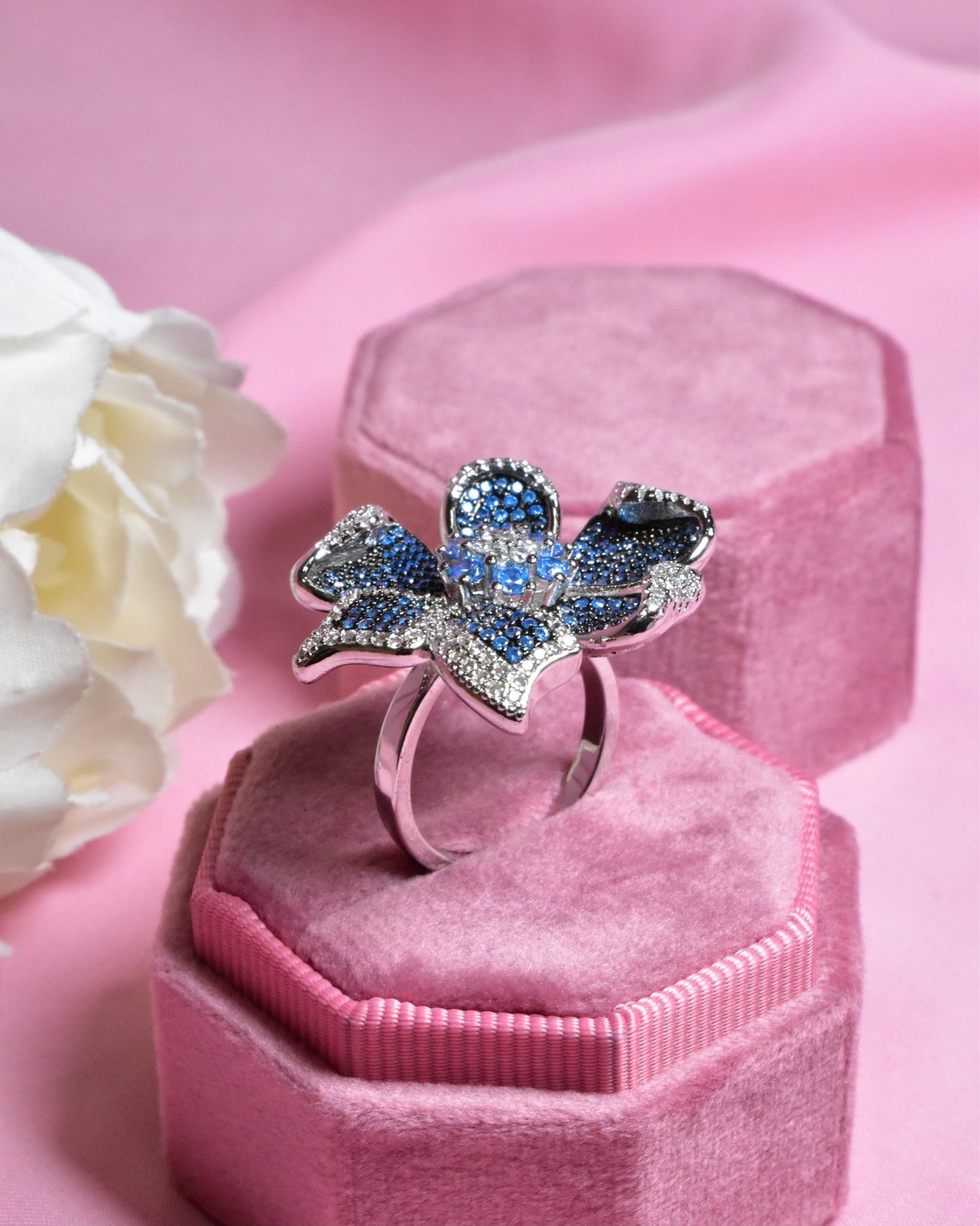 Qindeel Blue Ring