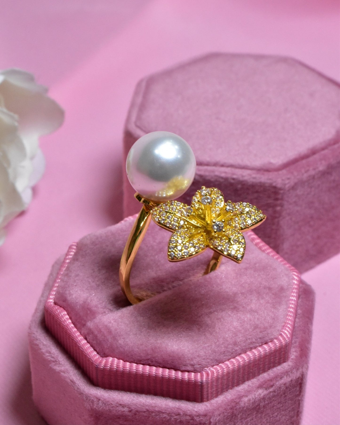 Mawdah Pearl Rings