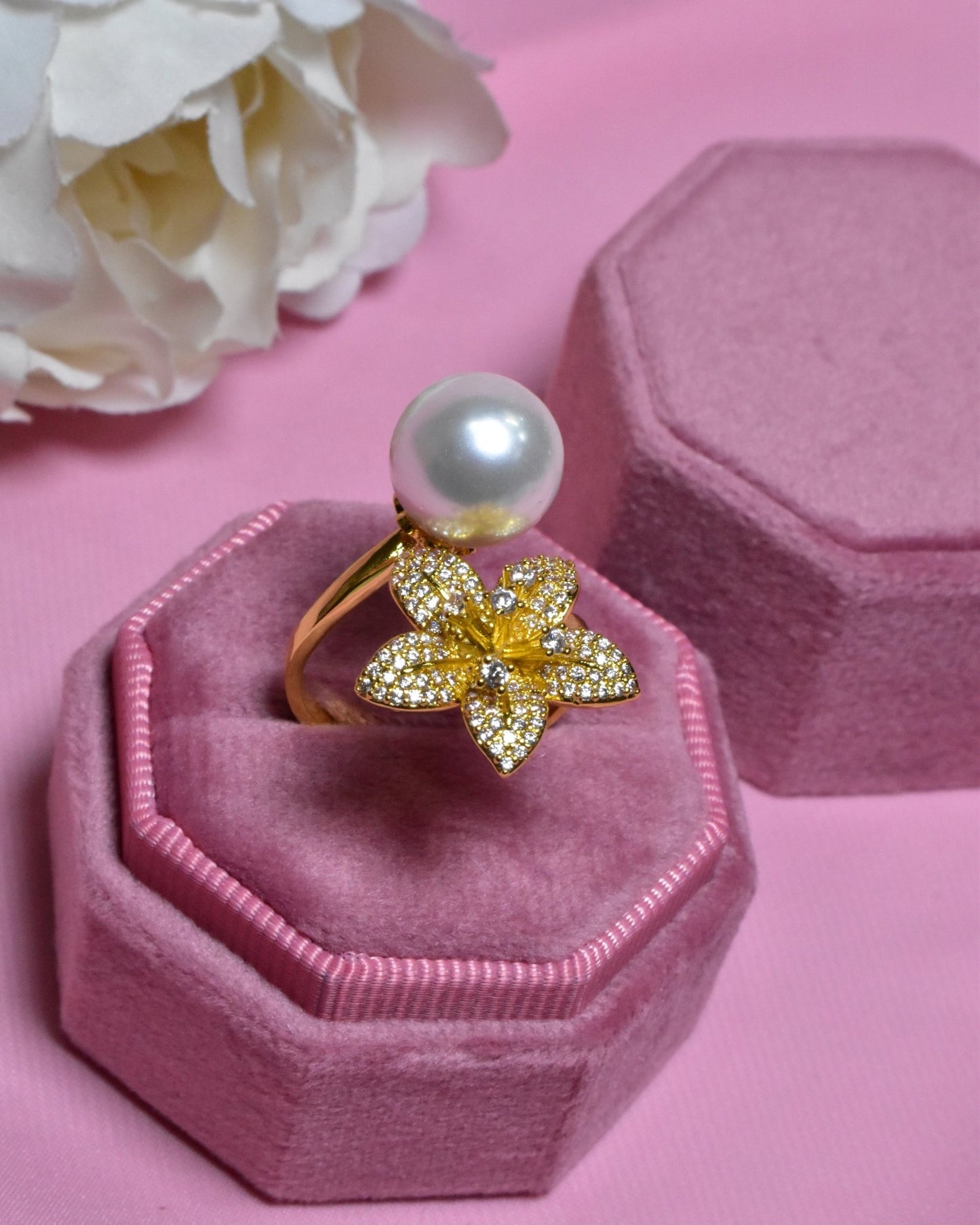 Mawdah Pearl Rings