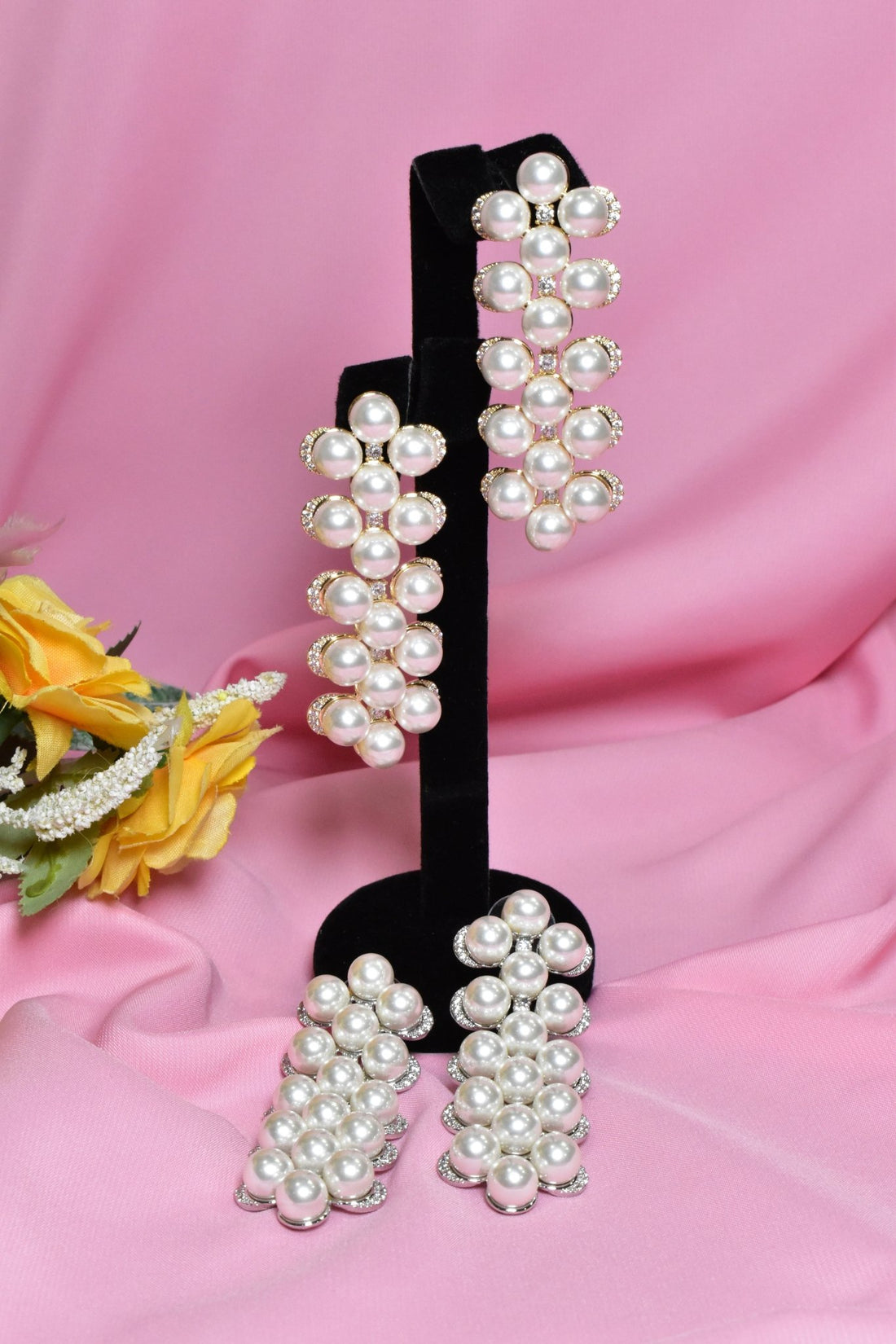 Zawaya Long Pearl Earrings 1