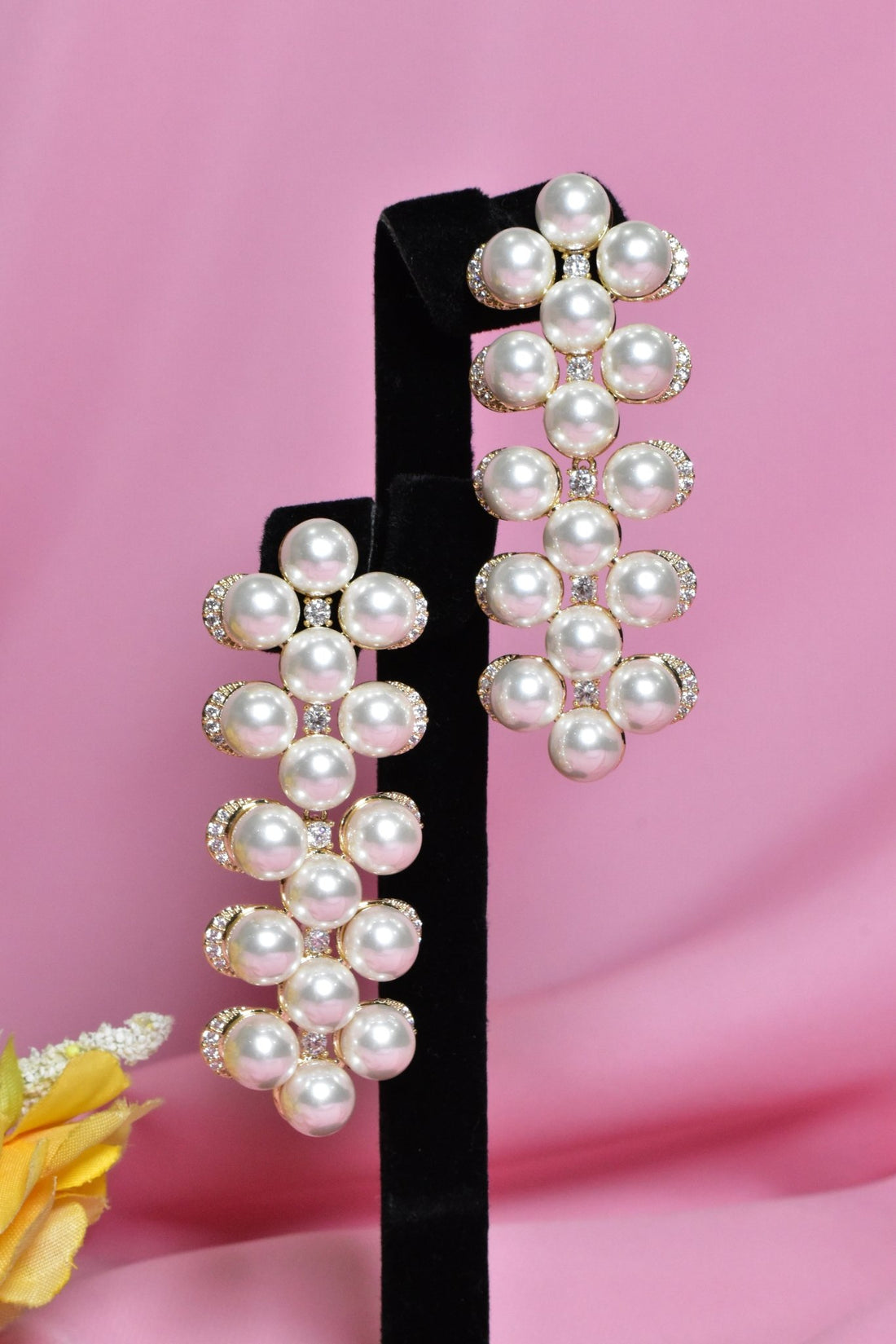 Zawaya Long Pearl Earrings 2
