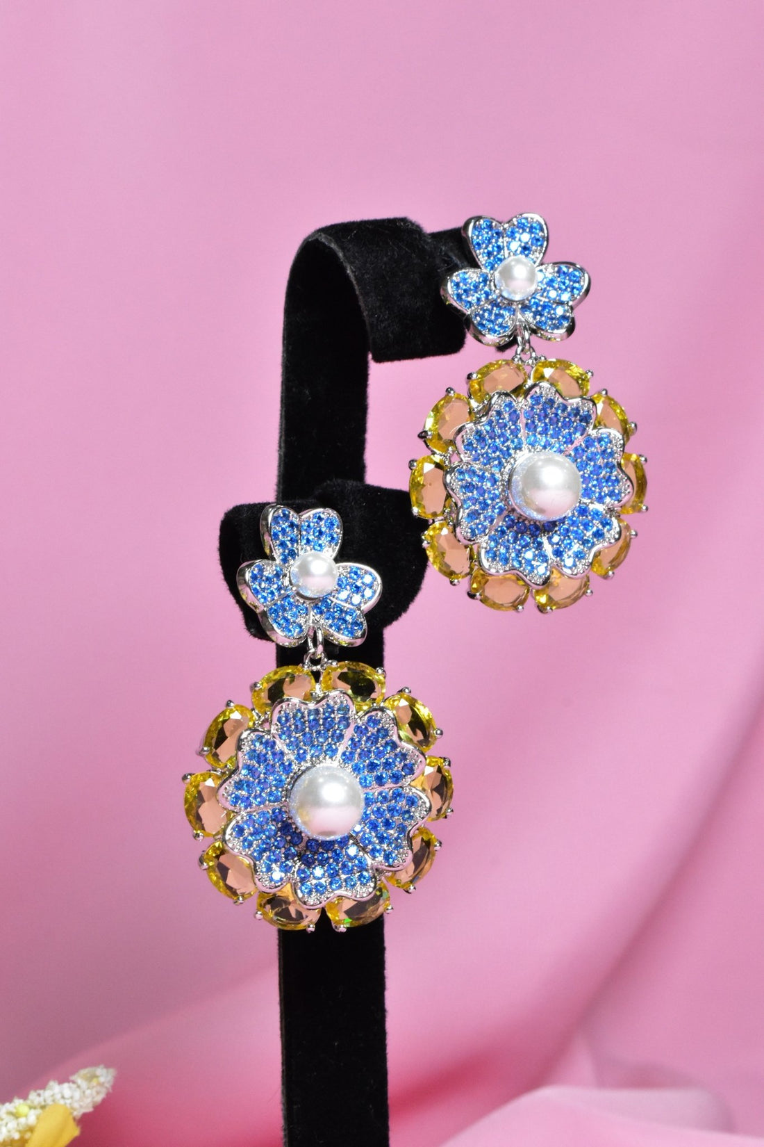 Shaheen Dangling Earrings 3