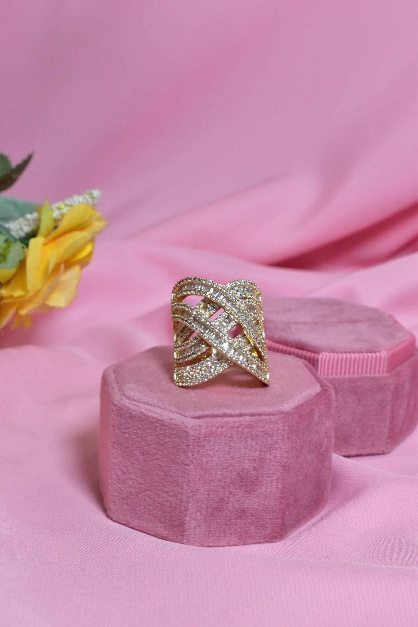 Abeer X Ring