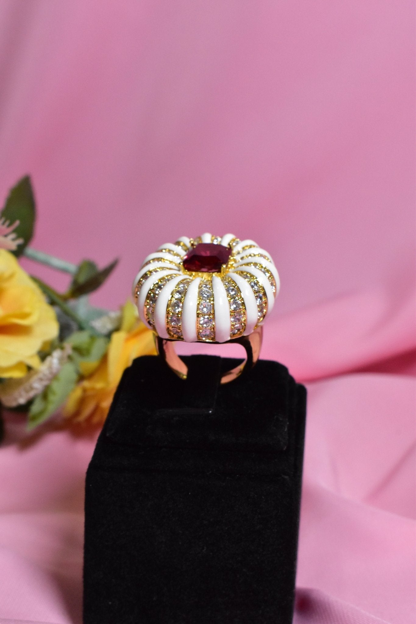 Zeinara Ring