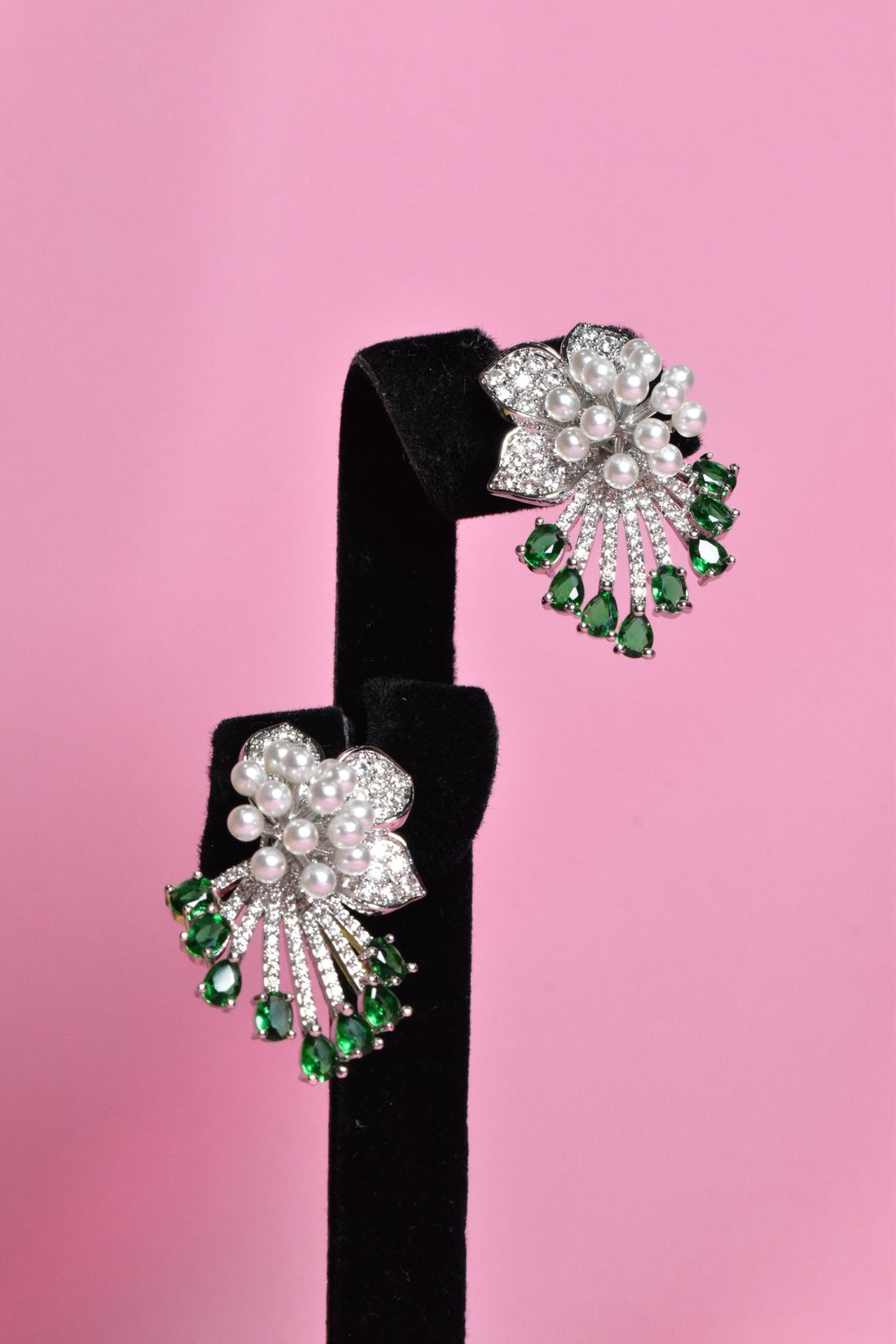 Khalida Dainty Earrings 2